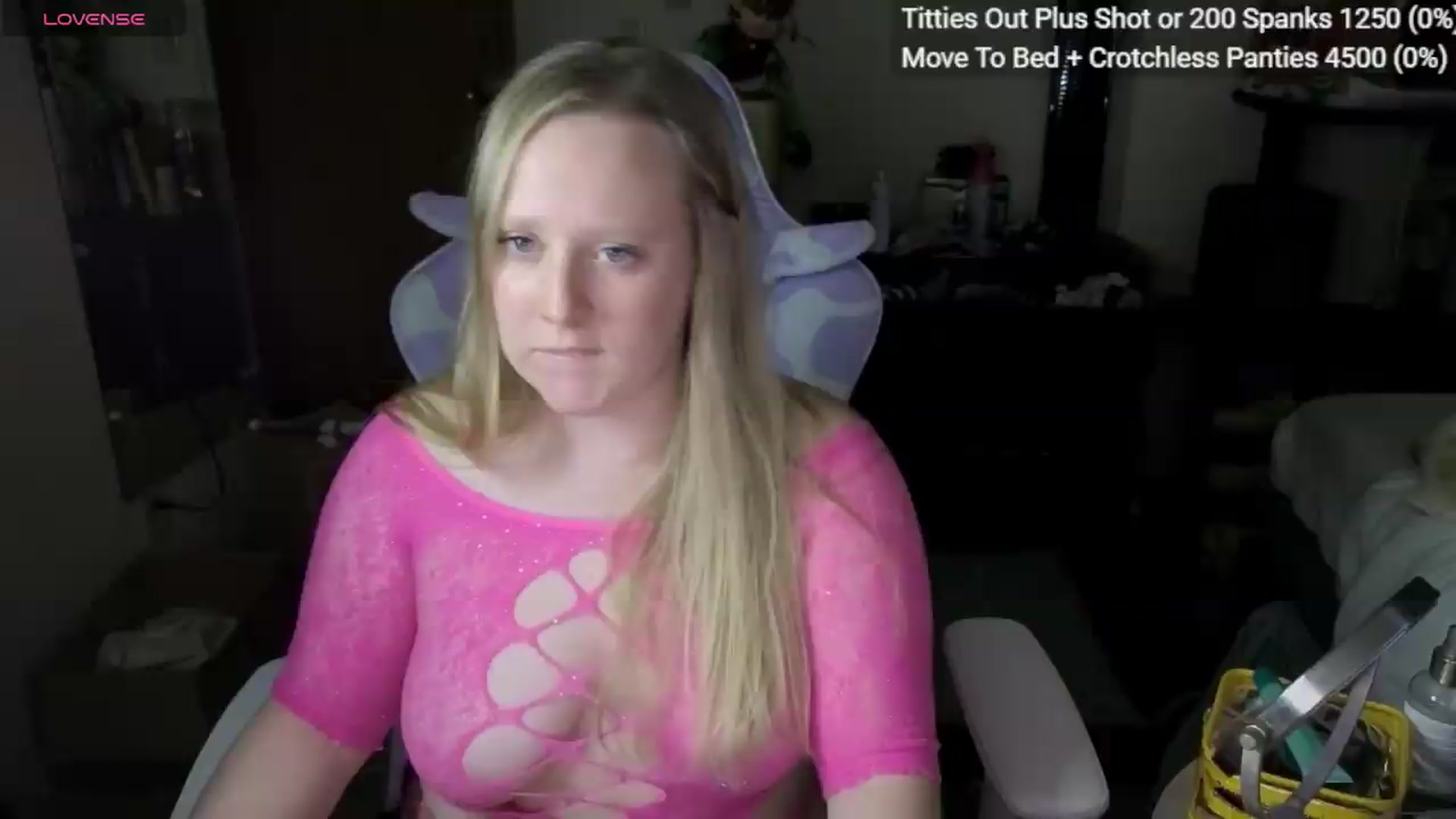 Gallery image thumbnail from YummyDuchass's myfreecams stream on, 07/27/2026, 03:41 image 8 of 20