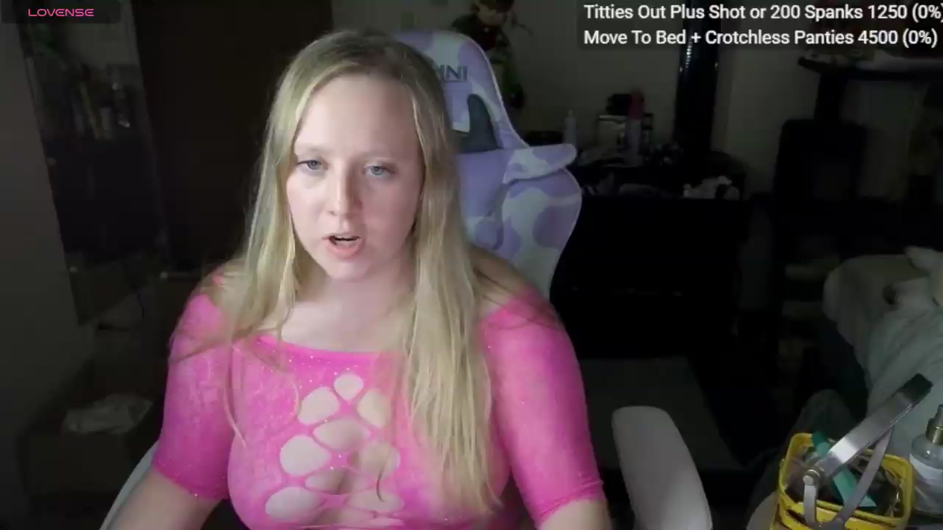 Gallery image thumbnail from YummyDuchass's myfreecams stream on, 07/27/2026, 03:41 image 2 of 20