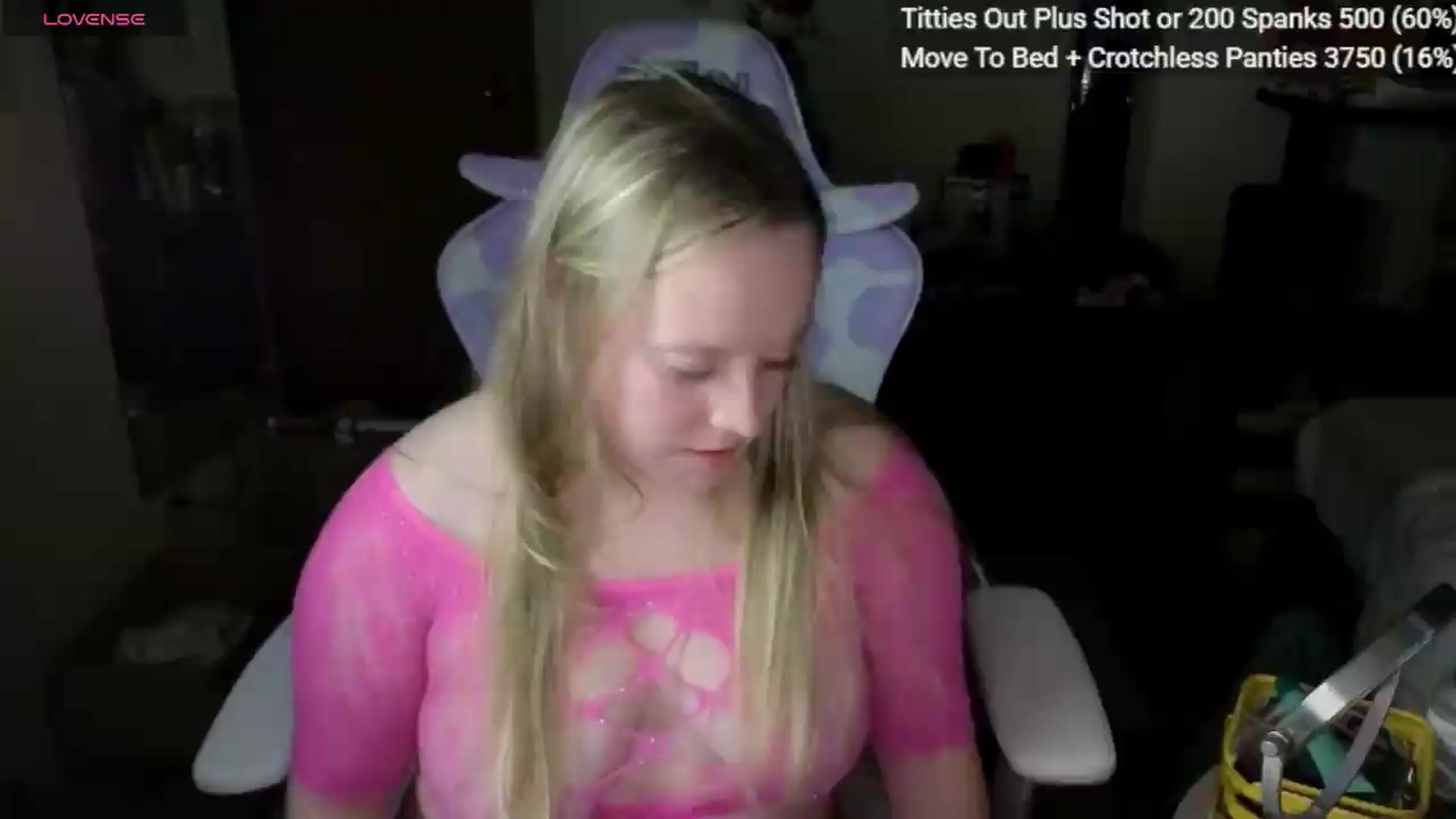 Gallery image thumbnail from YummyDuchass's myfreecams stream on, 07/27/2026, 04:33 image 2 of 20