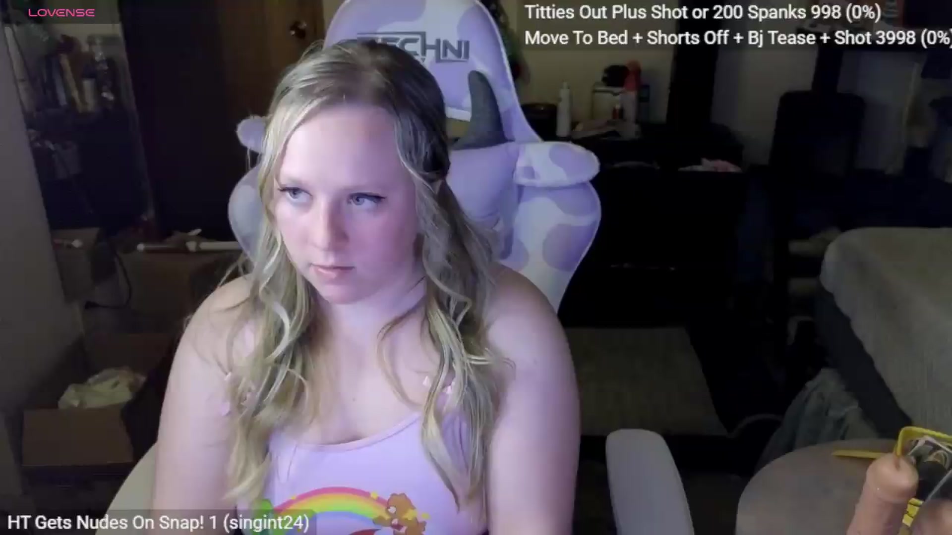 Gallery image thumbnail from YummyDuchass's myfreecams stream on, 07/29/2026, 05:11 image 16 of 20