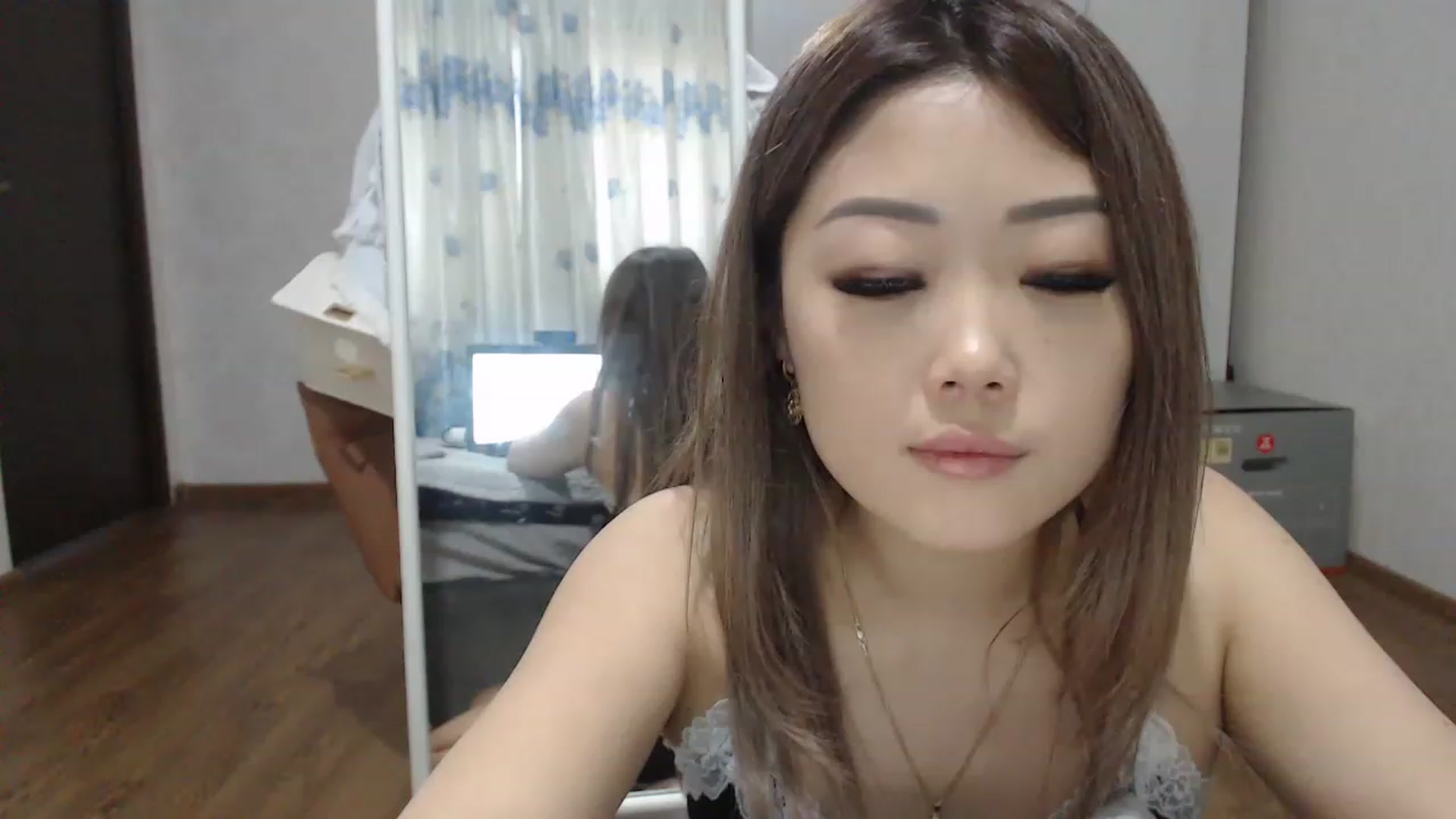Gallery image thumbnail from Yummy_Mia's myfreecams stream on, 02/07/2023, 11:18 image 1 of 20
