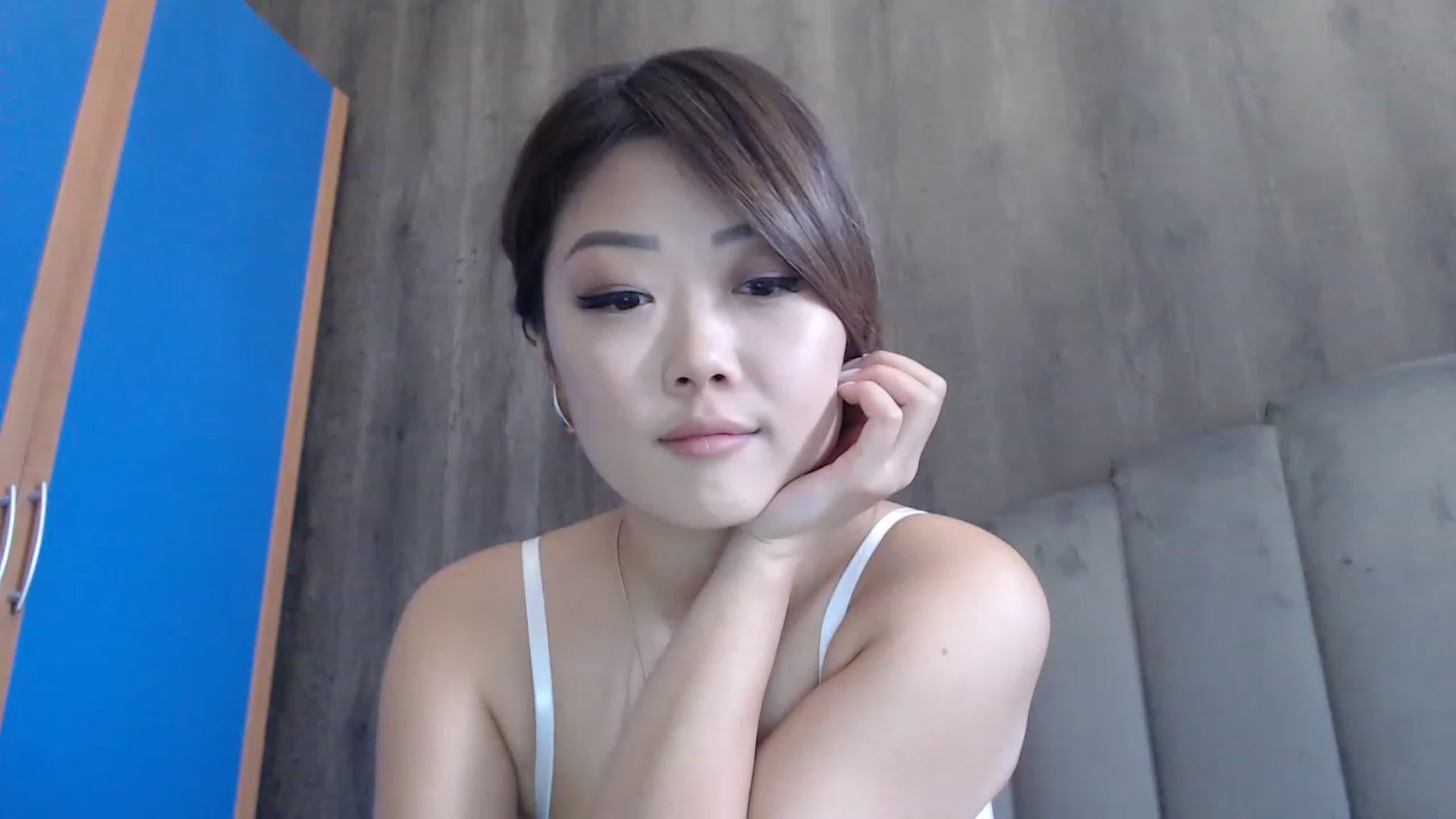 Gallery image thumbnail from Yummy_Mia's myfreecams stream on, 06/24/2023, 09:56 image 19 of 20