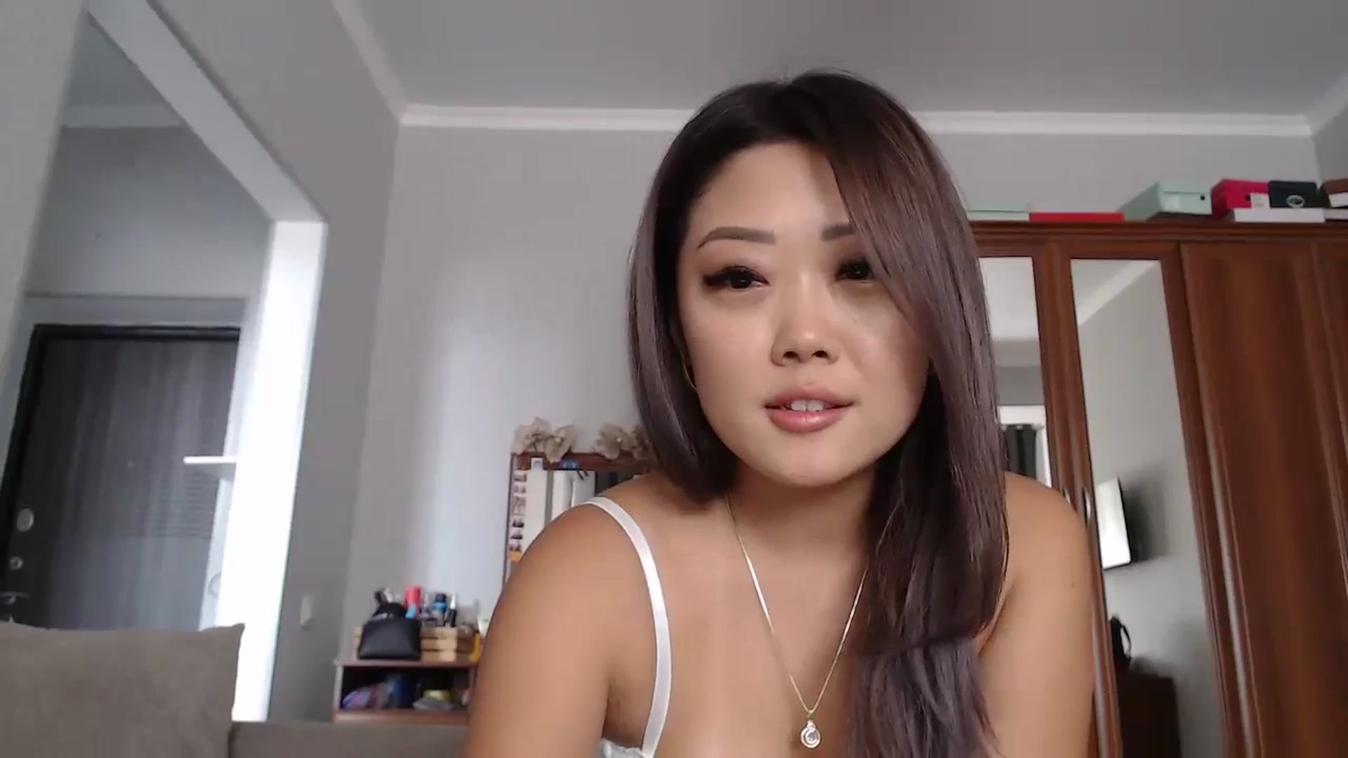 Gallery image thumbnail from Yummy_Mia's myfreecams stream on, 07/29/2023, 08:36 image 11 of 20