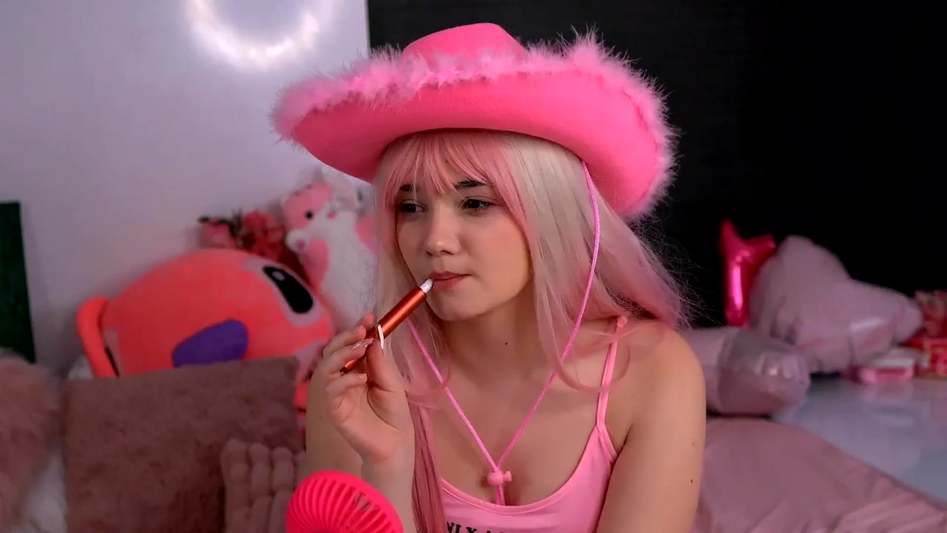 Gallery image thumbnail from YunaHaruno's myfreecams stream on, 03/18/2026, 14:07 image 17 of 20