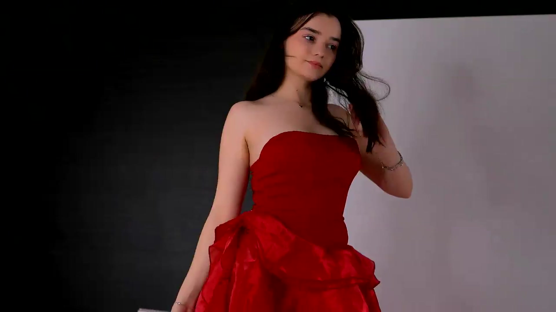 Gallery image thumbnail from YunaHaruno's myfreecams stream on, 05/14/2026, 12:46 image 6 of 20