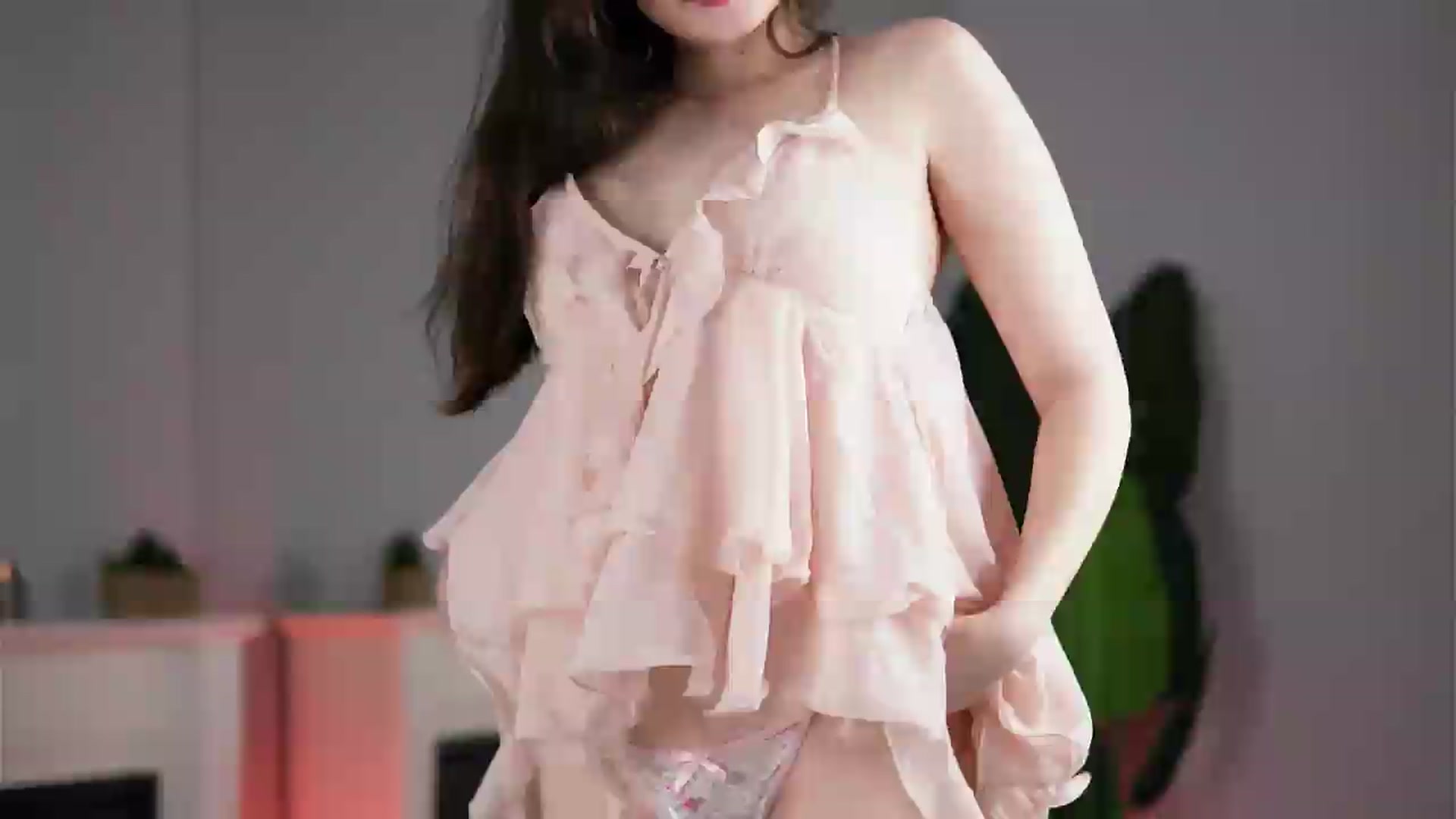 Gallery image thumbnail from YunaHaruno's myfreecams stream on, 07/28/2026, 03:55 image 14 of 20