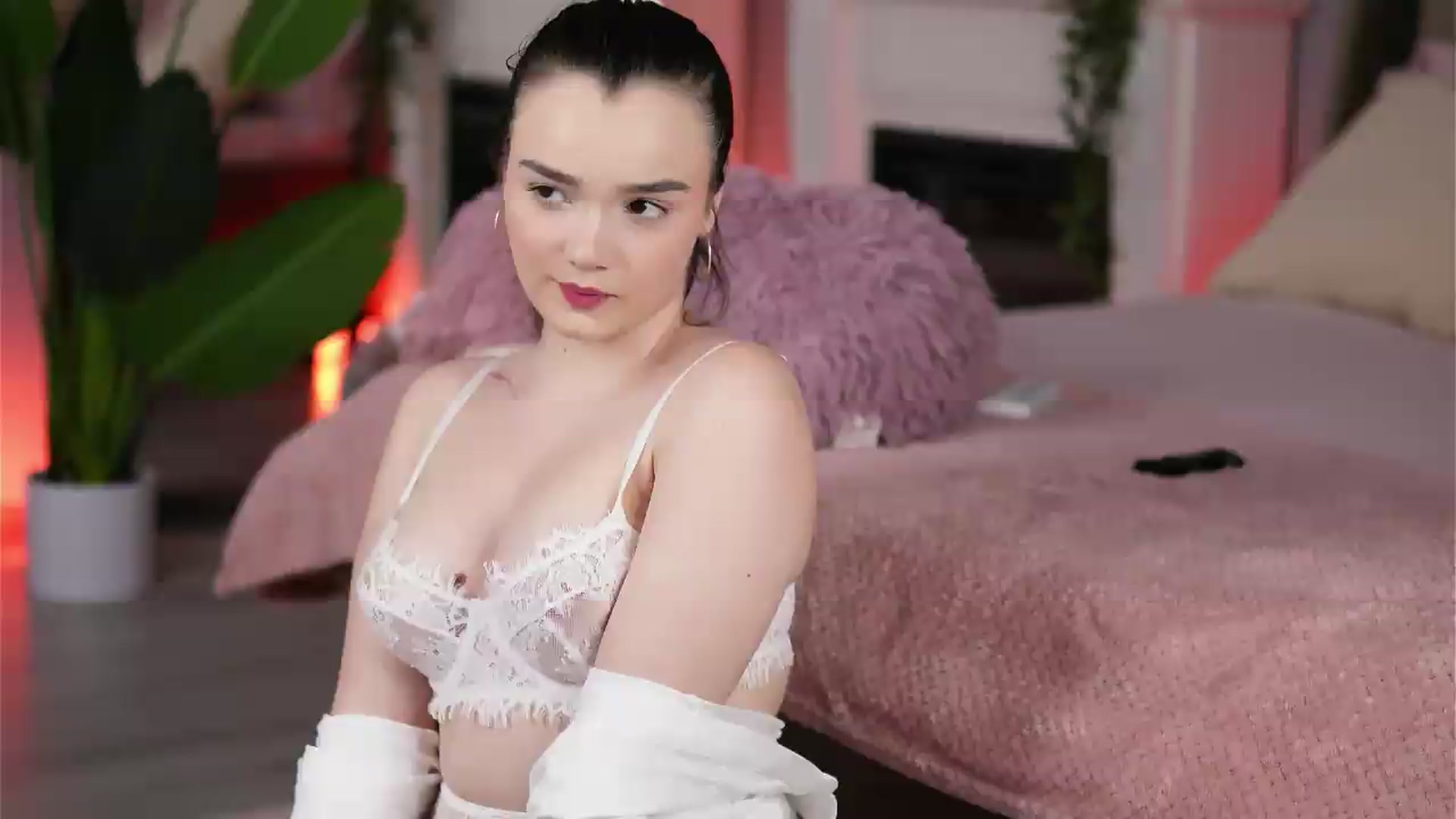 Gallery image thumbnail from YunaHaruno's myfreecams stream on, 08/10/2026, 11:36 image 14 of 20