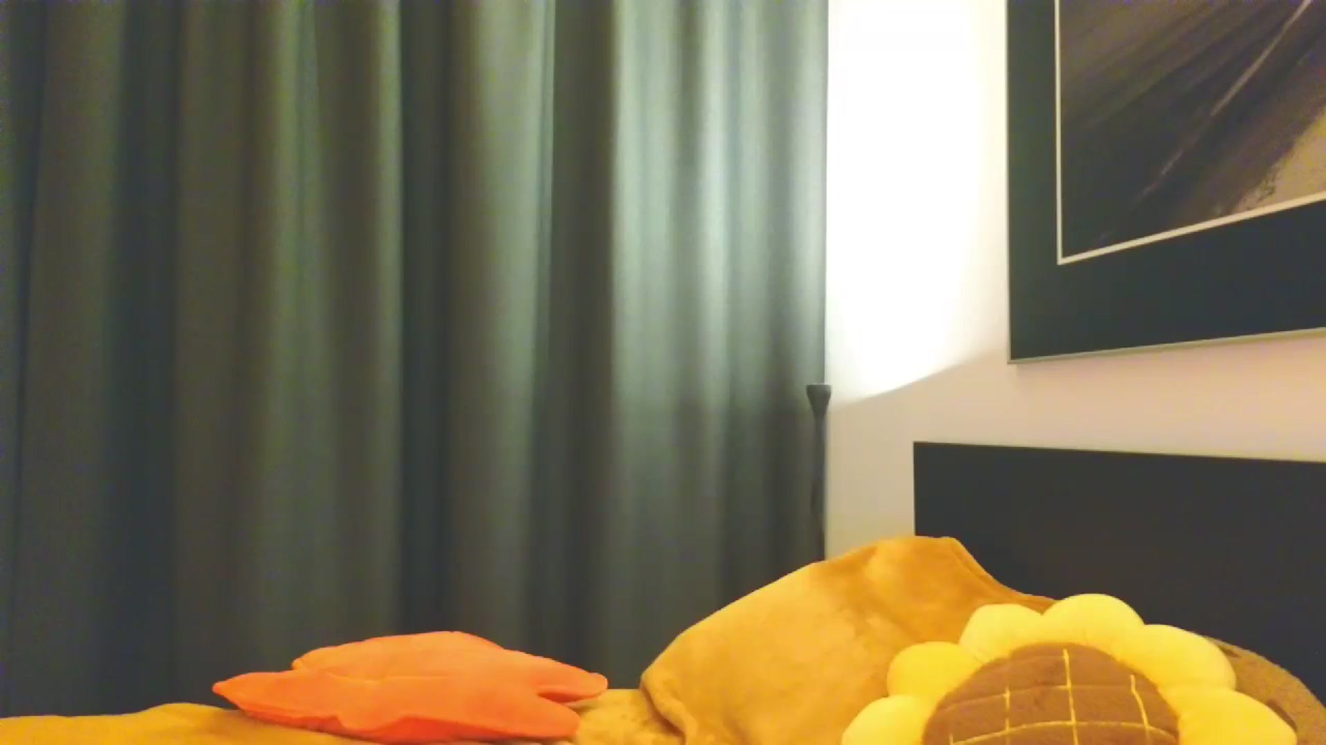 Gallery image thumbnail from Yuri_BDay's myfreecams stream on, 01/23/2024, 06:04 image 12 of 20