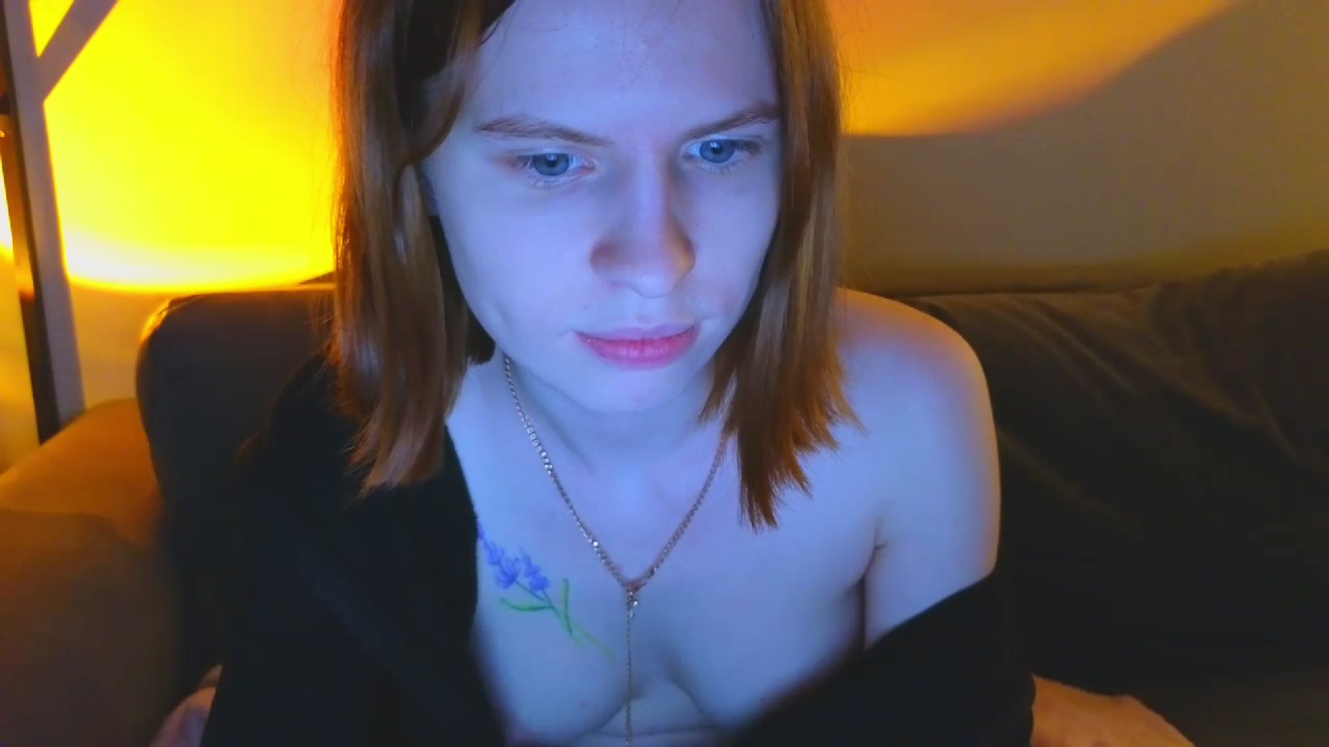 Gallery image thumbnail from Yuri_BDay's myfreecams stream on, 01/25/2024, 07:11 image 15 of 20