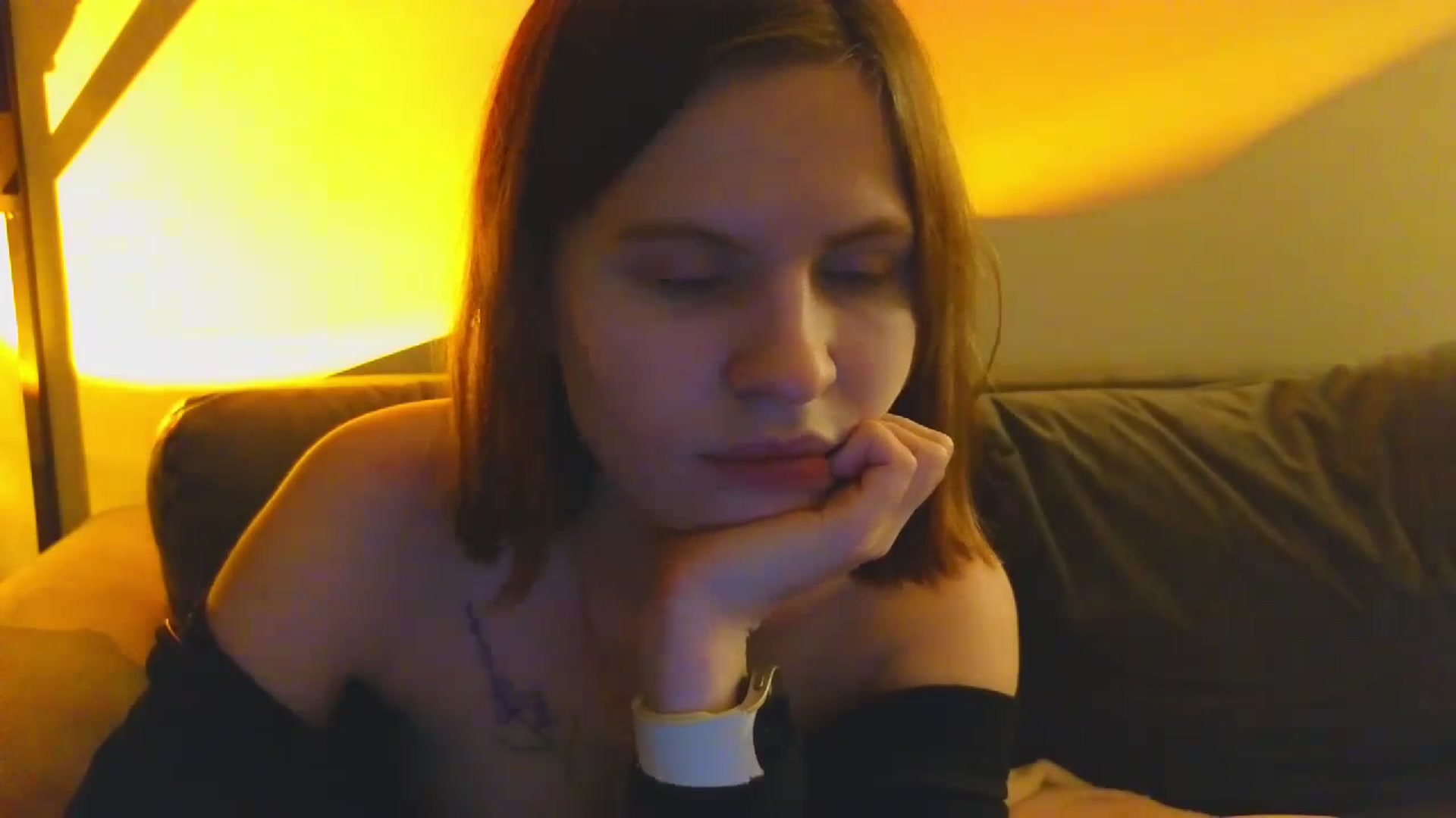 Gallery image thumbnail from Yuri_BDay's myfreecams stream on, 01/25/2024, 07:11 image 4 of 20