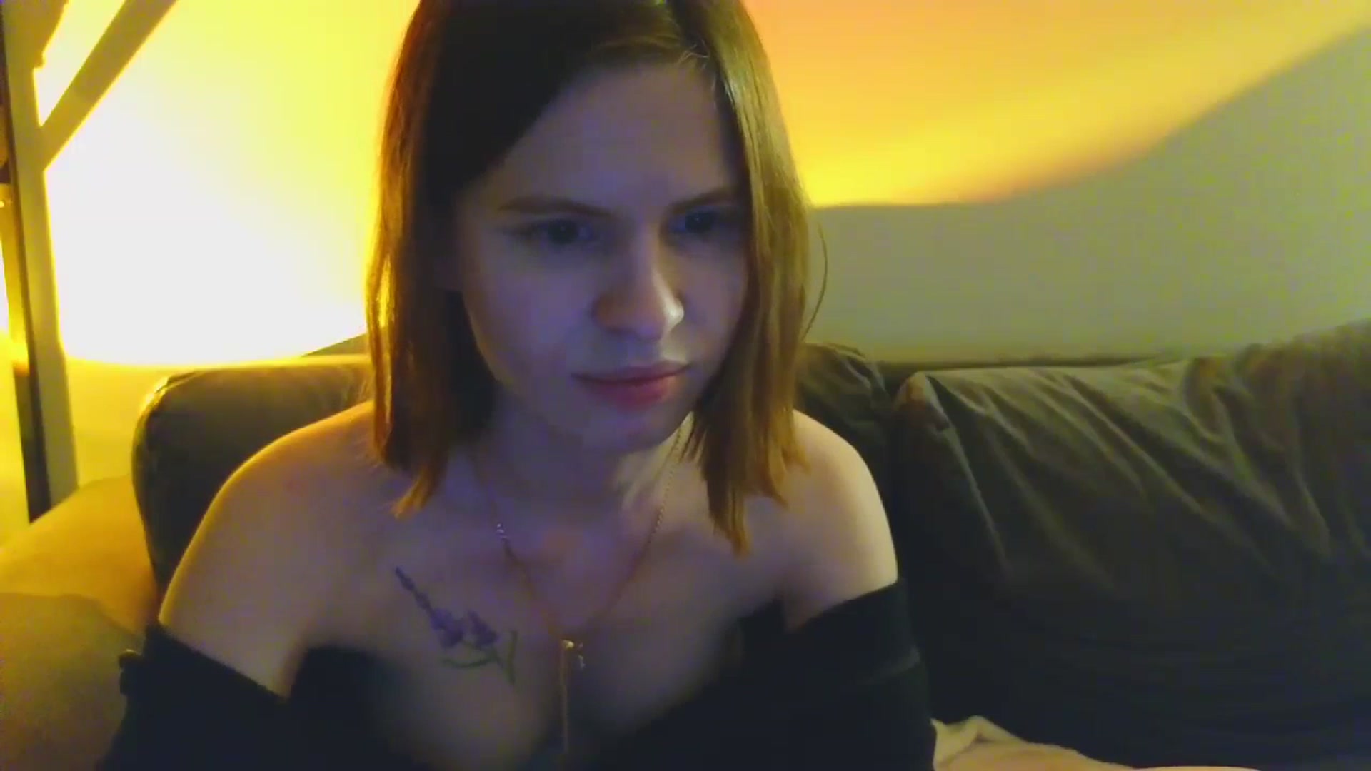 Gallery image thumbnail from Yuri_BDay's myfreecams stream on, 01/25/2024, 07:11 image 3 of 20
