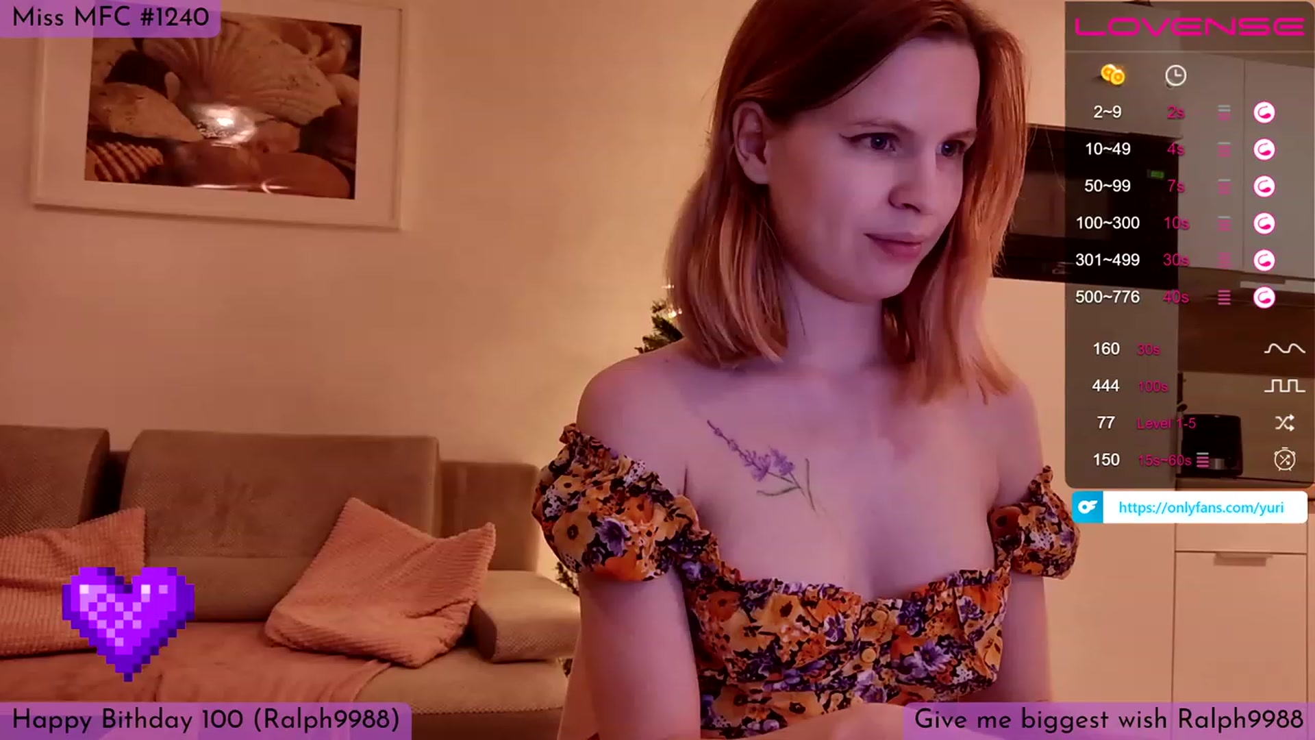 Gallery image thumbnail from Yuri_elfie's myfreecams stream on, 01/18/2023, 24:37 image 11 of 20