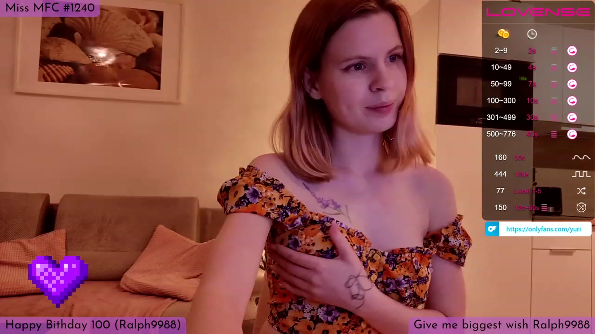 Gallery image thumbnail from Yuri_elfie's myfreecams stream on, 01/18/2023, 24:37 image 19 of 20