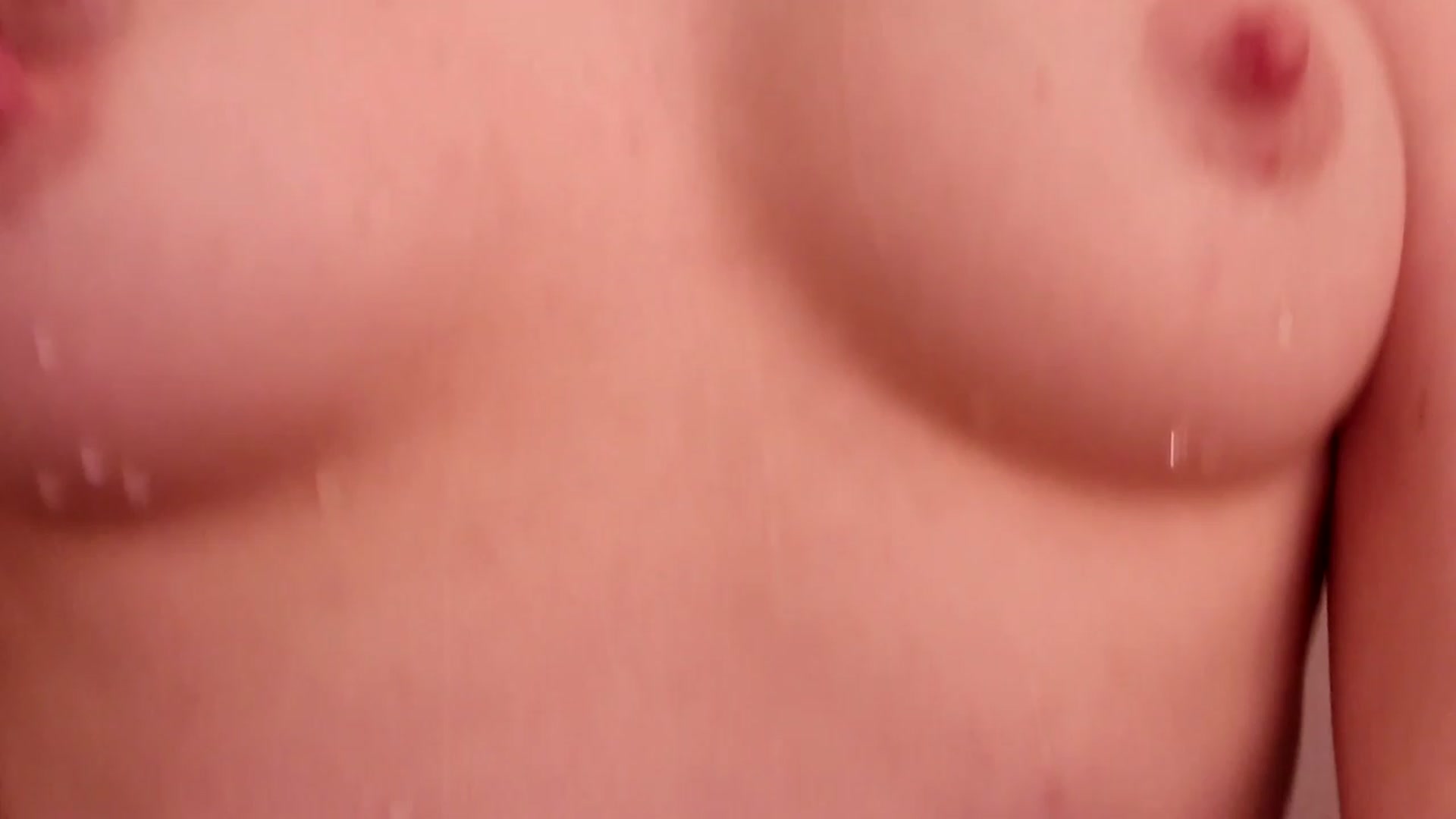 Gallery image thumbnail from Yuri_elfie's myfreecams stream on, 02/04/2023, 03:51 image 4 of 20