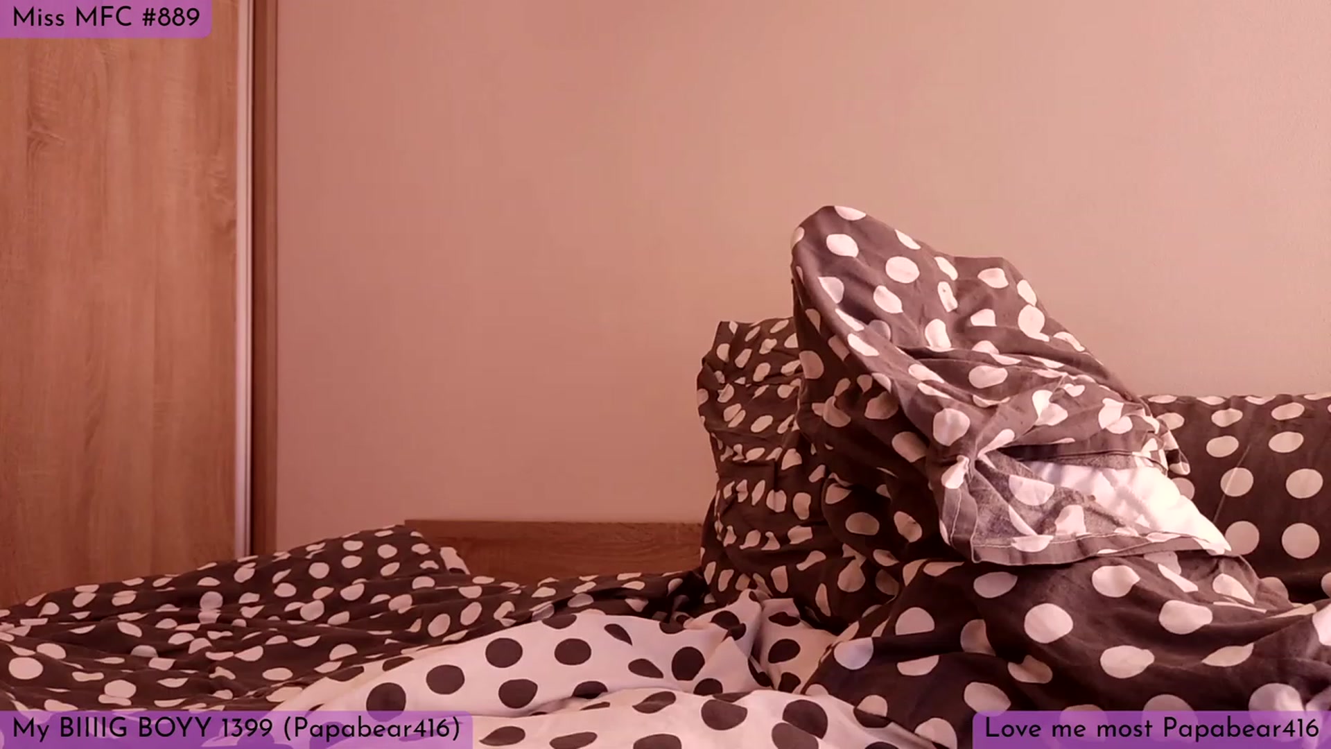 Gallery image thumbnail from Yuri_elfie's myfreecams stream on, 02/05/2023, 04:29 image 1 of 20