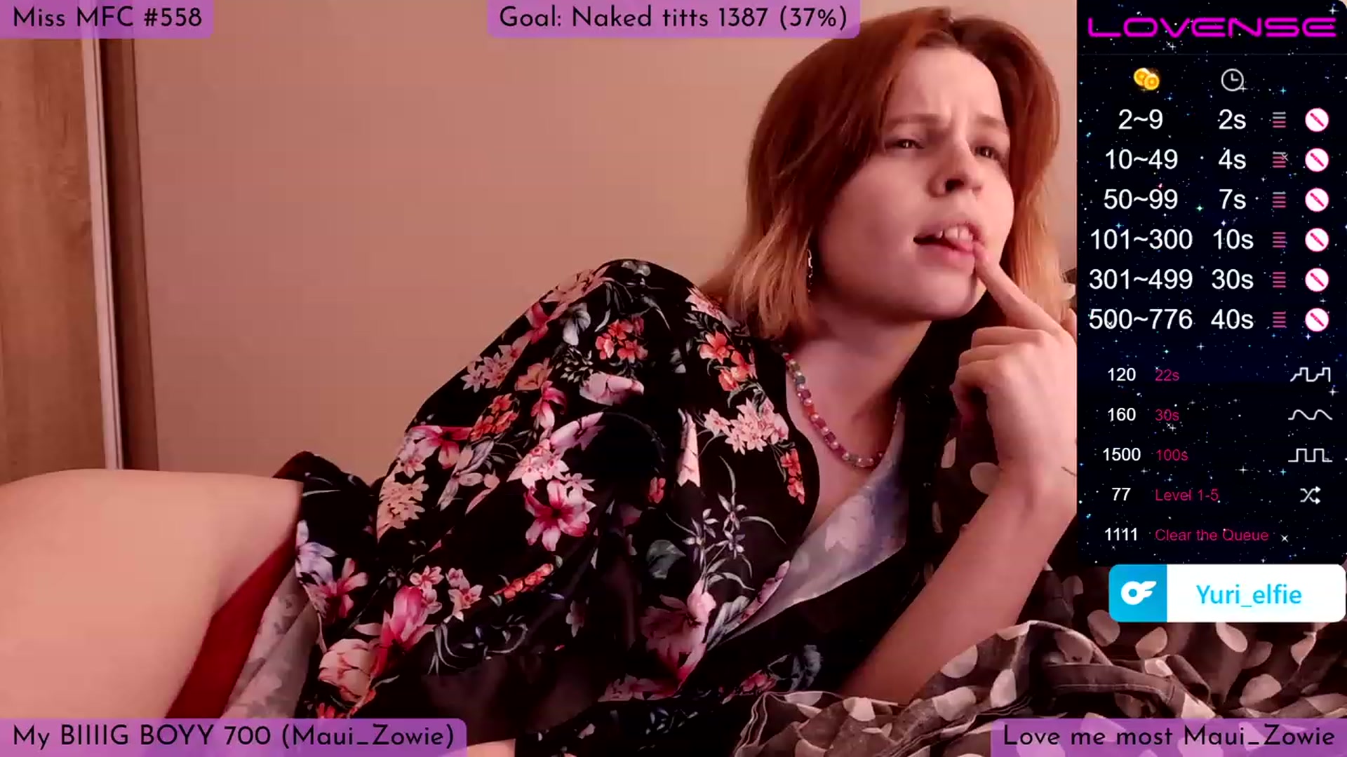 Gallery image thumbnail from Yuri_elfie's myfreecams stream on, 02/10/2023, 24:21 image 9 of 20