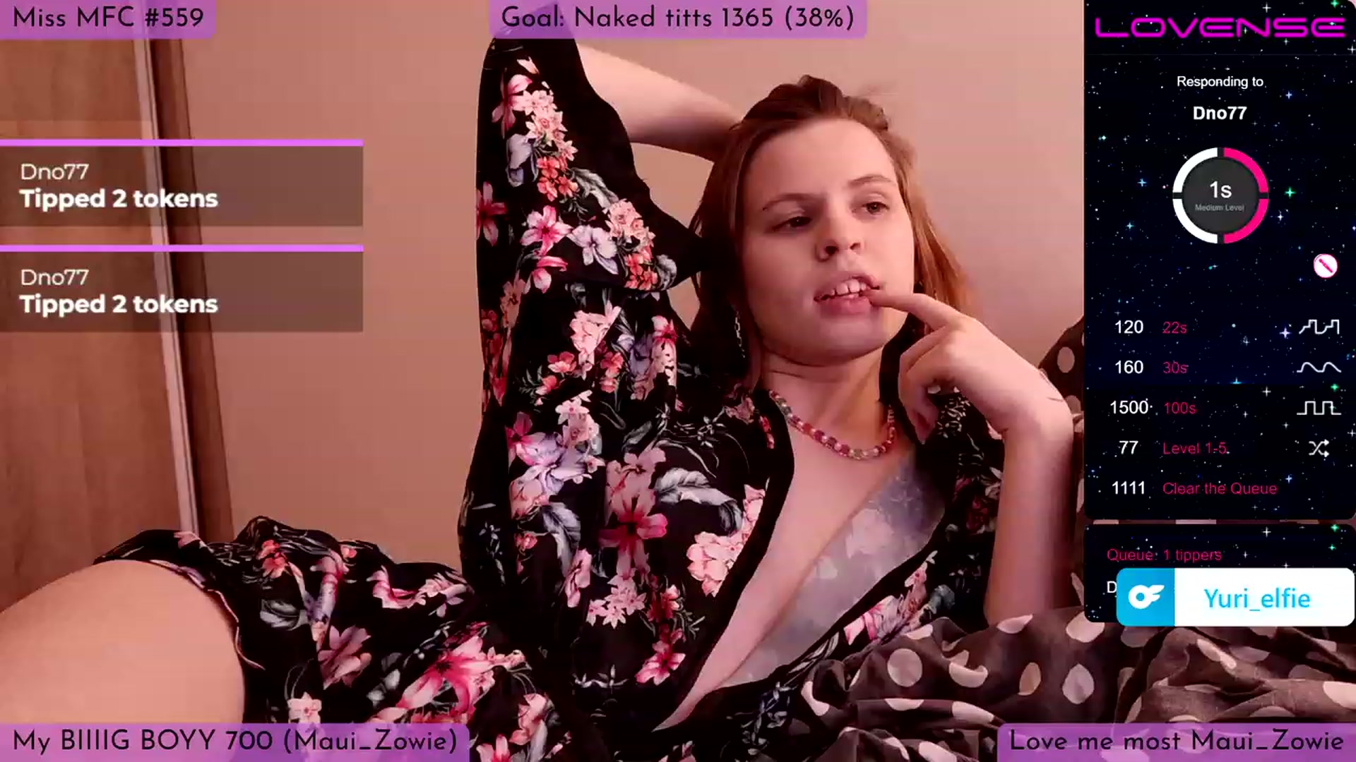 Gallery image thumbnail from Yuri_elfie's myfreecams stream on, 02/10/2023, 24:21 image 19 of 20