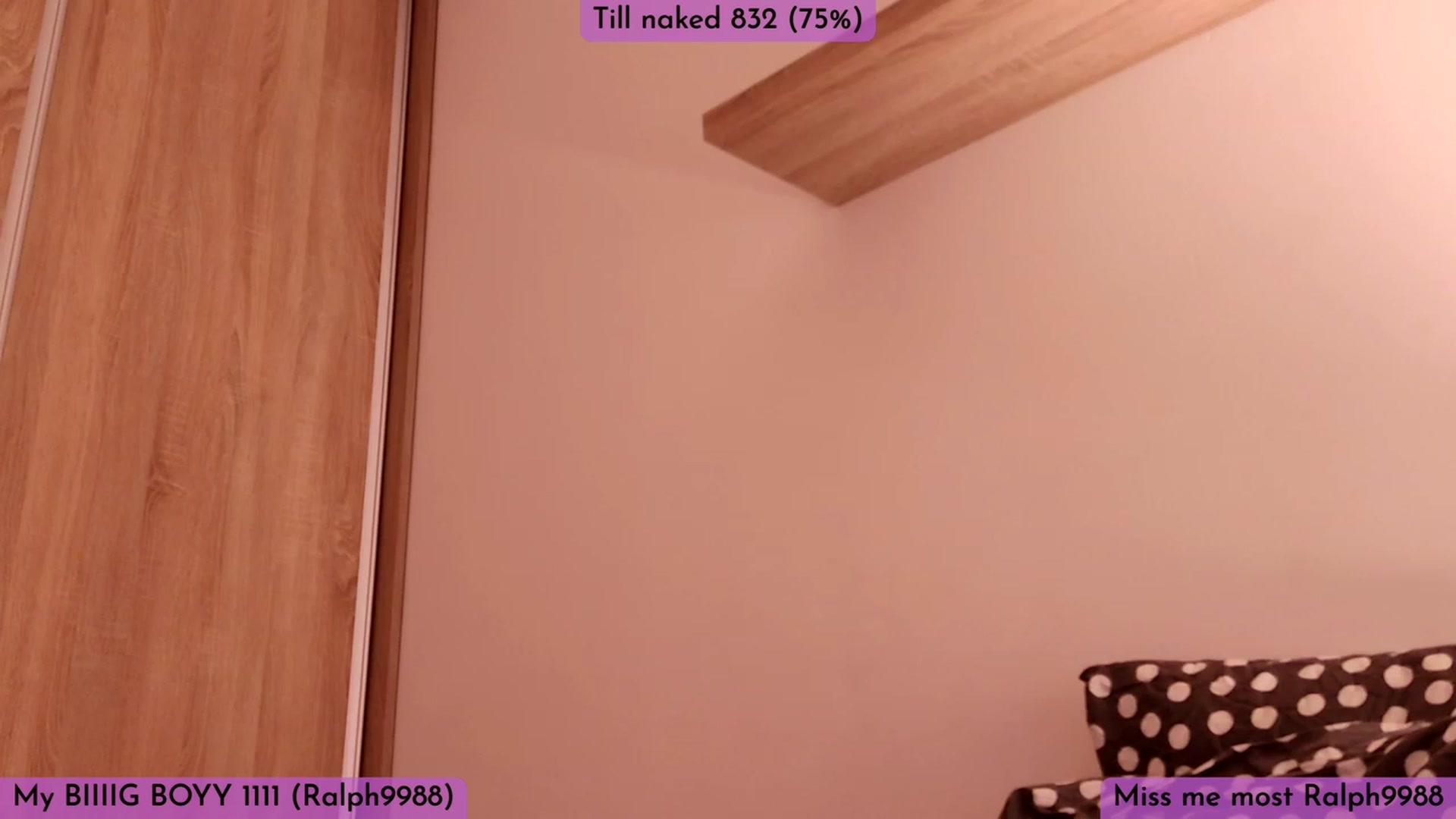 Gallery image thumbnail from Yuri_elfie's myfreecams stream on, 02/19/2023, 04:25 image 9 of 20