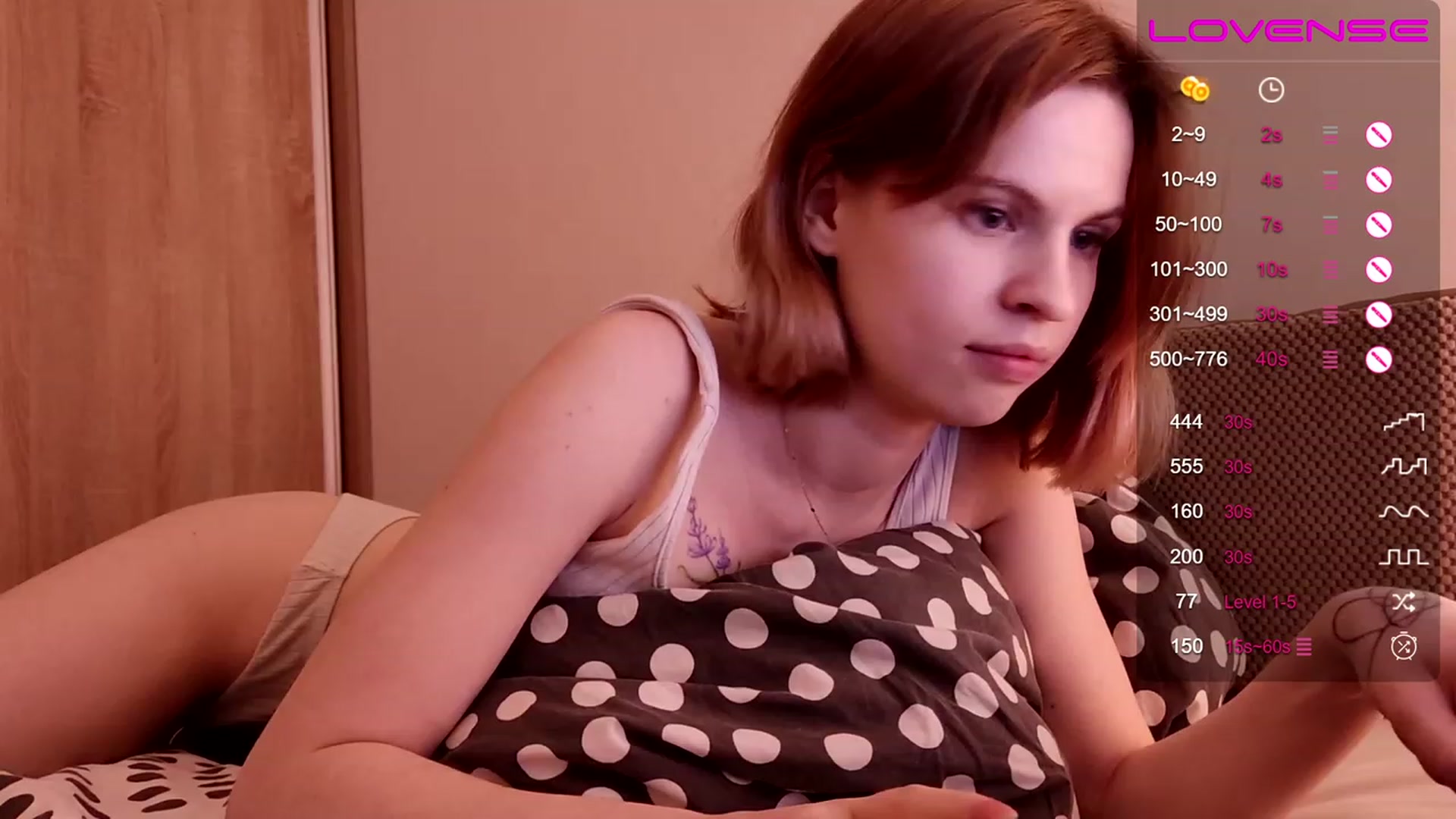 Gallery image thumbnail from Yuri_elfie's myfreecams stream on, 03/04/2023, 02:52 image 2 of 20