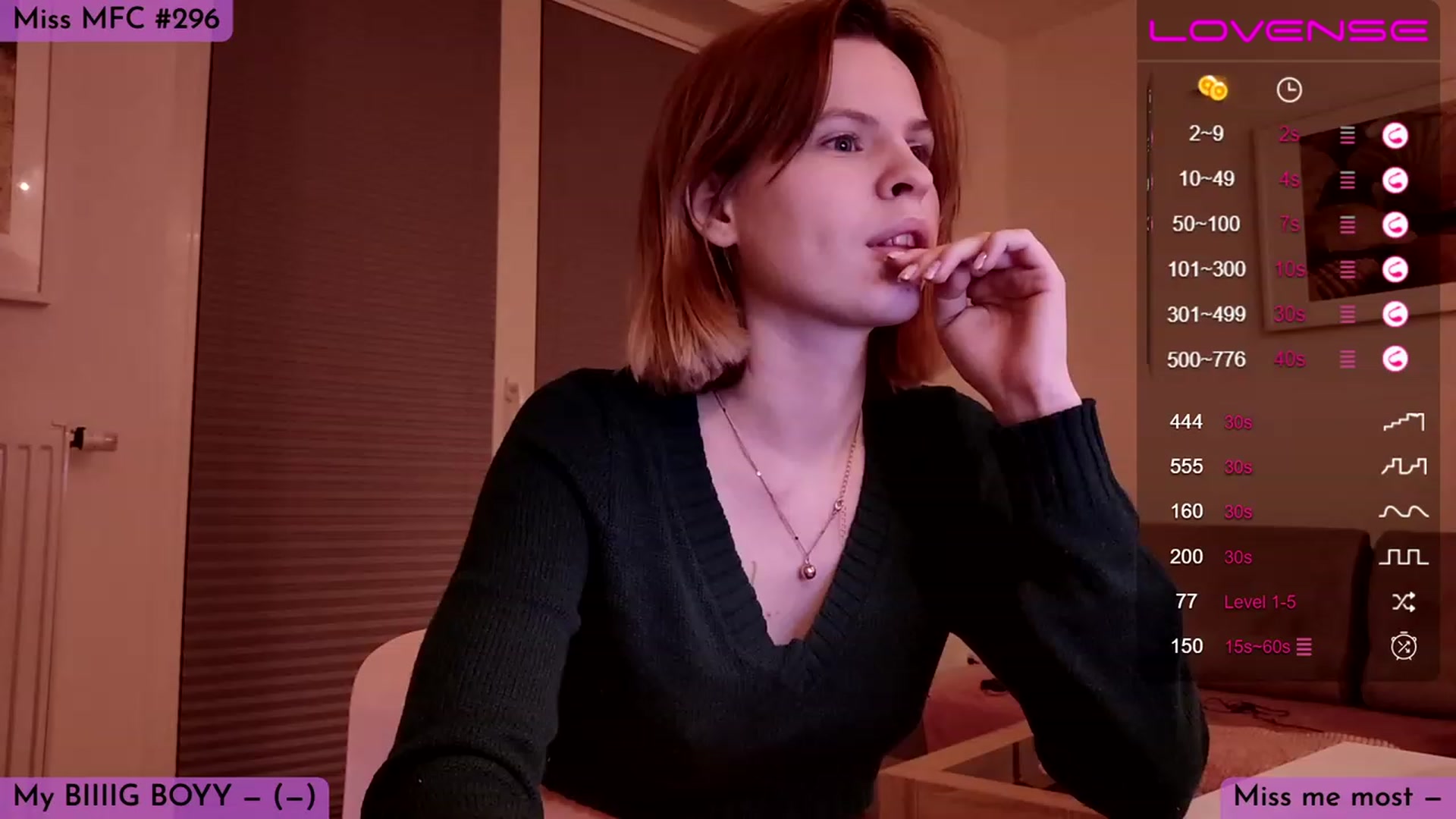 Gallery image thumbnail from Yuri_elfie's myfreecams stream on, 03/12/2023, 24:23 image 18 of 20