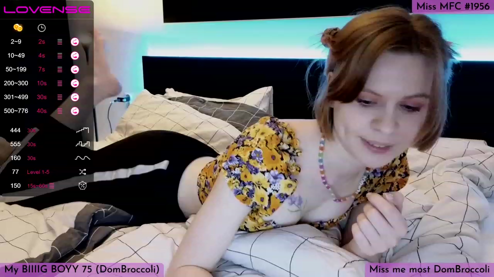 Gallery image thumbnail from Yuri_elfie's myfreecams stream on, 04/03/2023, 20:26 image 10 of 20