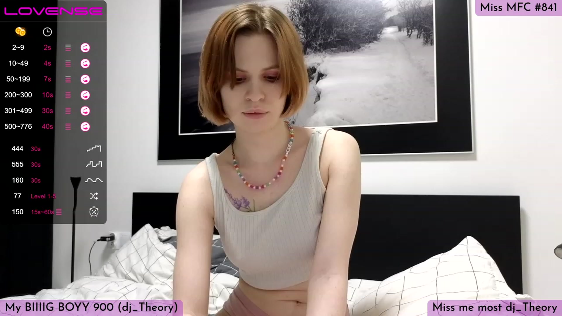 Gallery image thumbnail from Yuri_elfie's myfreecams stream on, 04/04/2023, 24:09 image 7 of 20