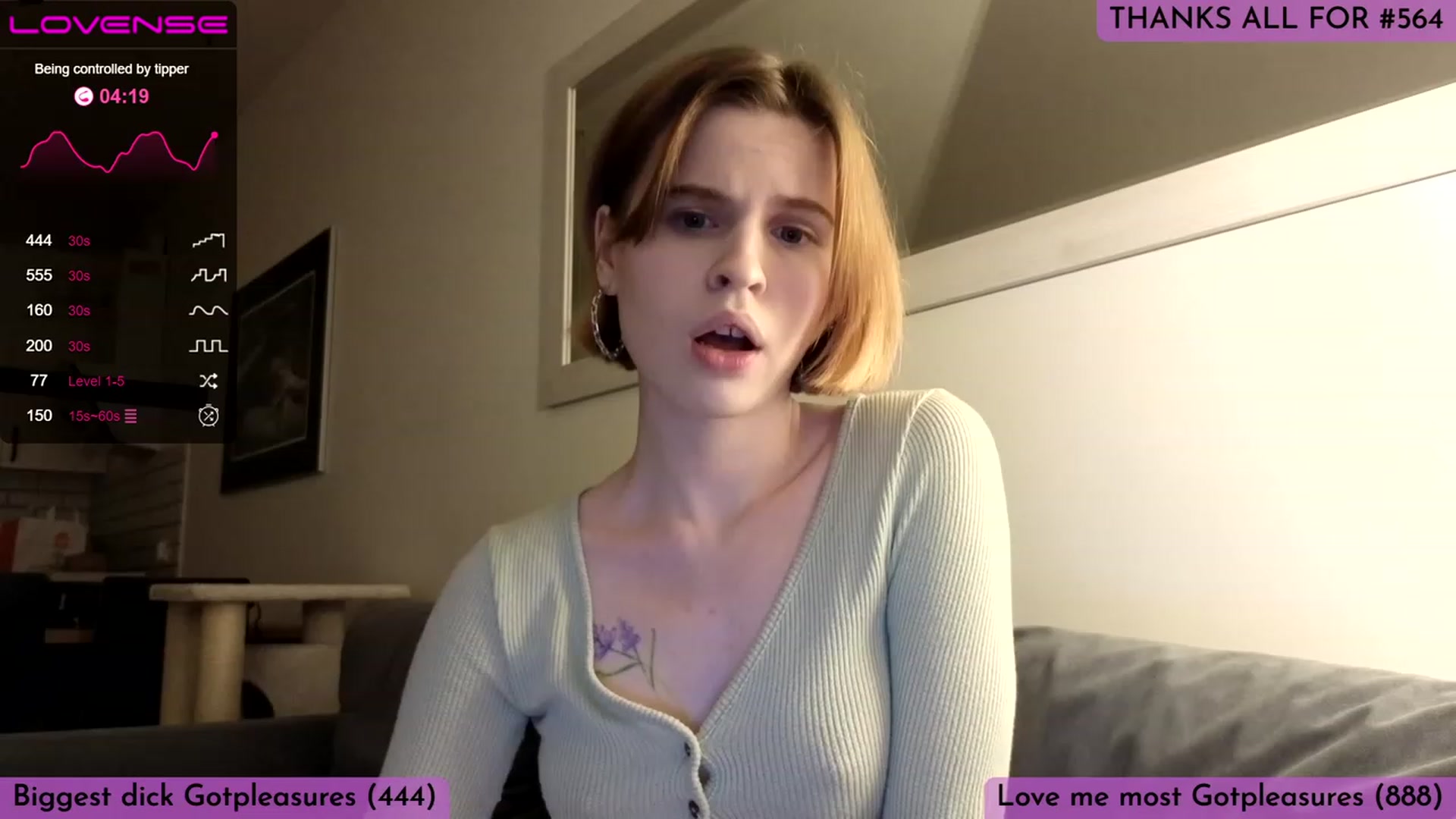 Gallery image thumbnail from Yuri_elfie's myfreecams stream on, 04/06/2023, 02:59 image 6 of 20