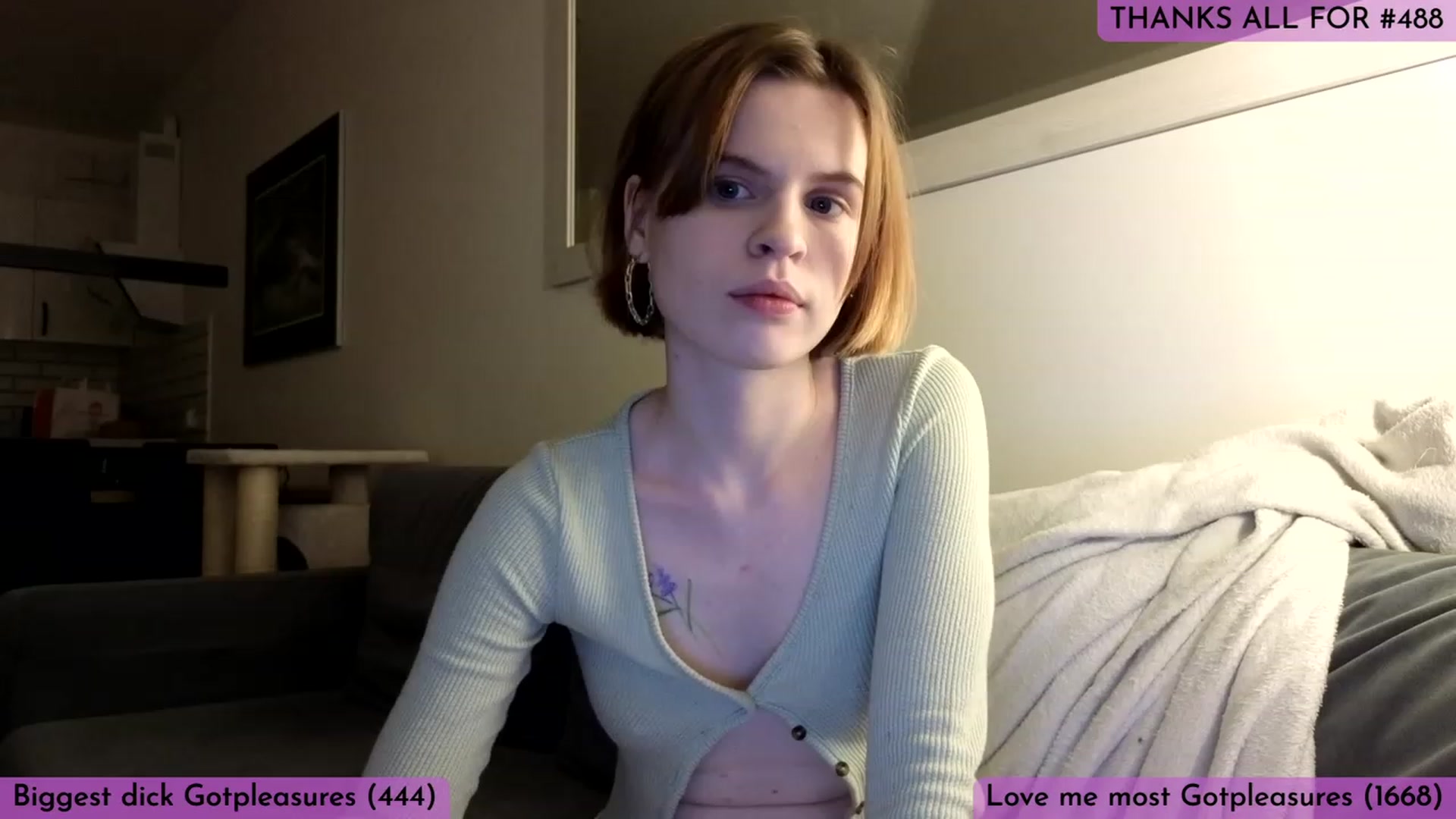 Gallery image thumbnail from Yuri_elfie's myfreecams stream on, 04/06/2023, 04:36 image 1 of 20