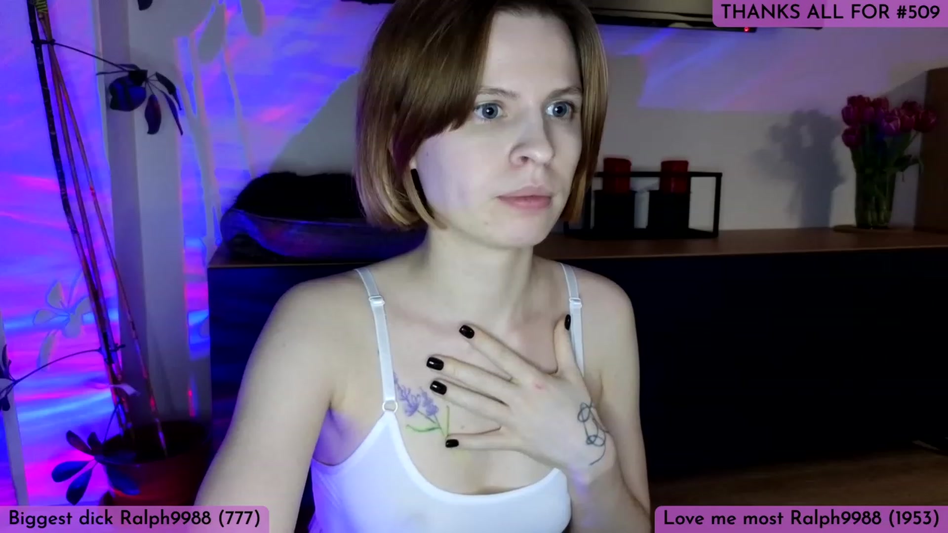 Gallery image thumbnail from Yuri_elfie's myfreecams stream on, 04/16/2023, 01:57 image 18 of 20