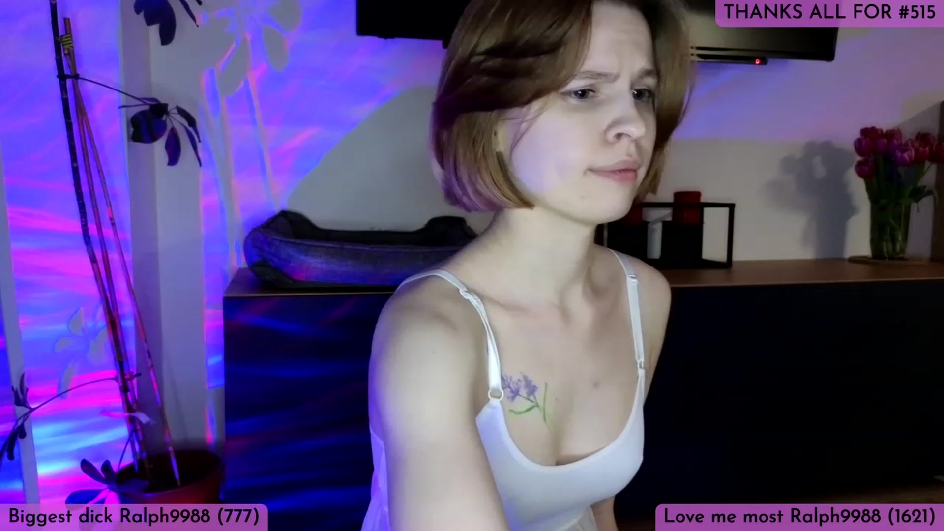Gallery image thumbnail from Yuri_elfie's myfreecams stream on, 04/16/2023, 01:57 image 7 of 20