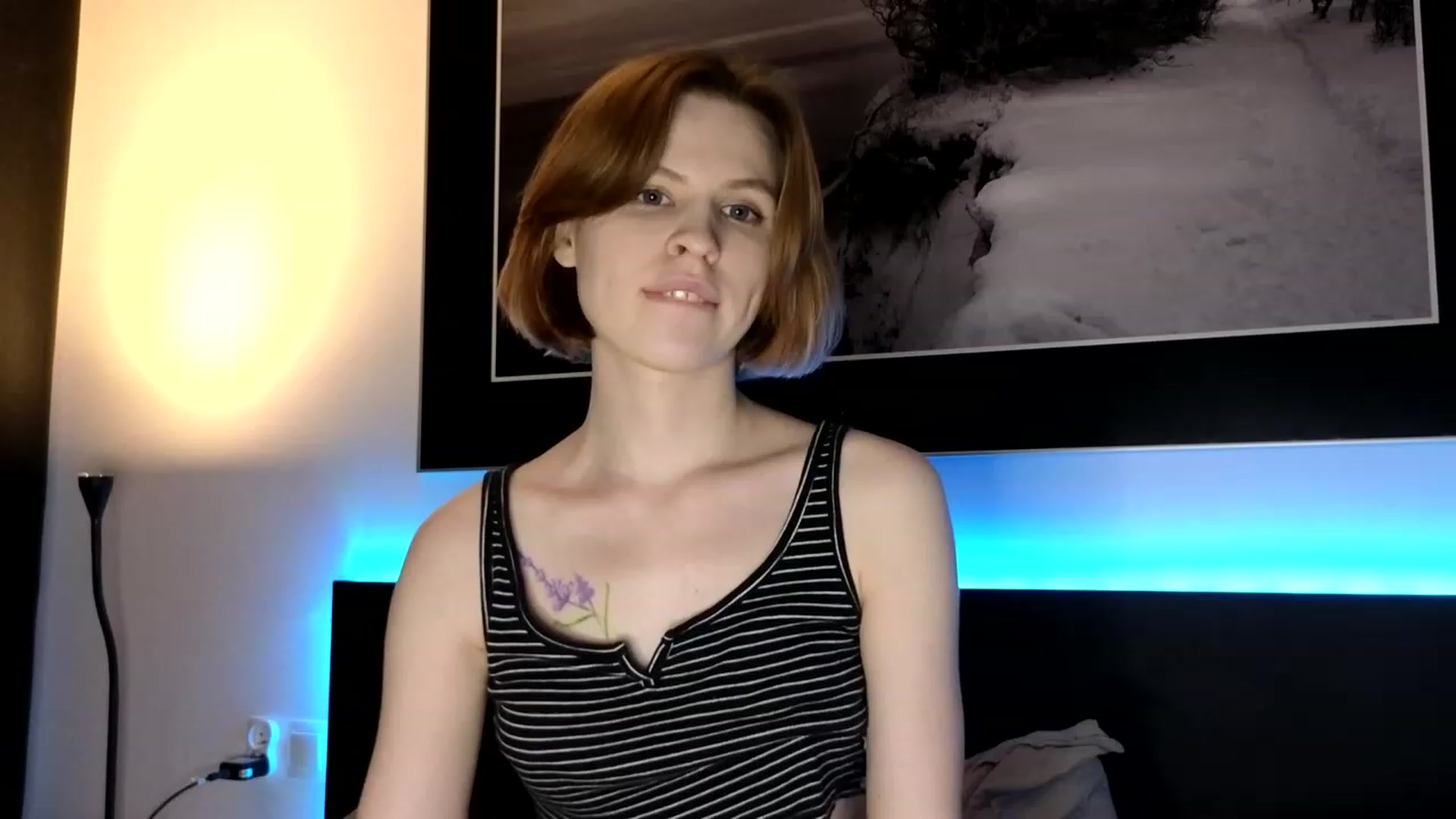 Gallery image thumbnail from Yuri_elfie's myfreecams stream on, 04/29/2023, 01:40 image 1 of 20