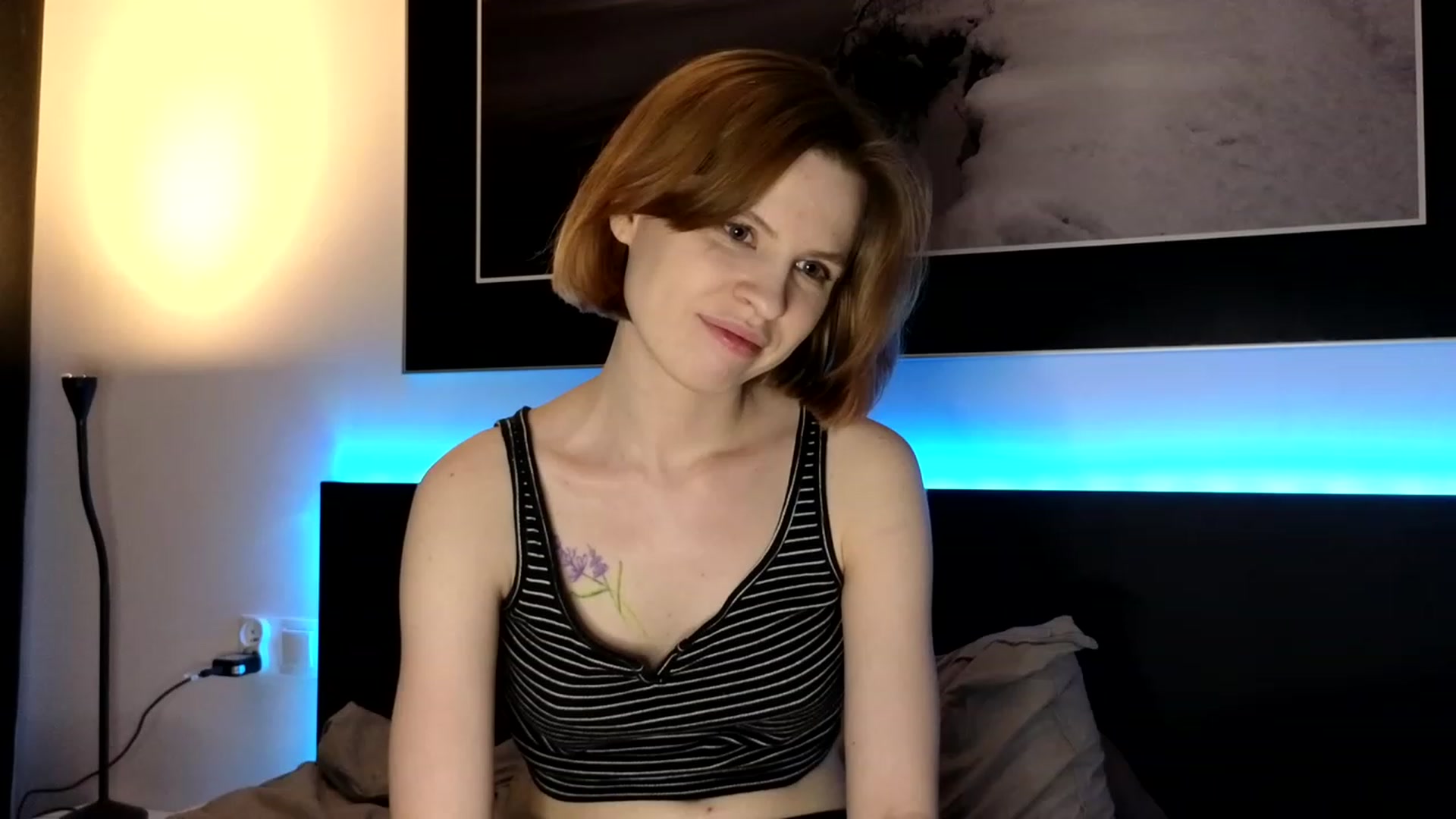 Gallery image thumbnail from Yuri_elfie's myfreecams stream on, 04/29/2023, 01:40 image 16 of 20