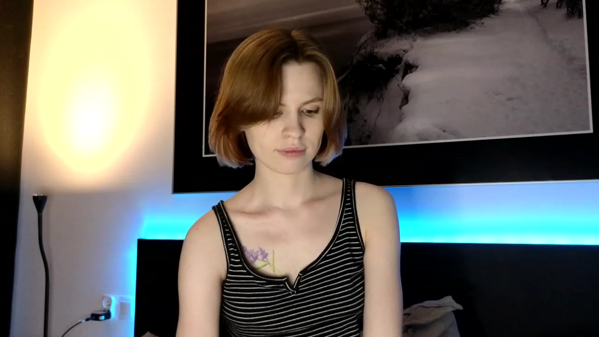 Gallery image thumbnail from Yuri_elfie's myfreecams stream on, 04/29/2023, 01:40 image 3 of 20