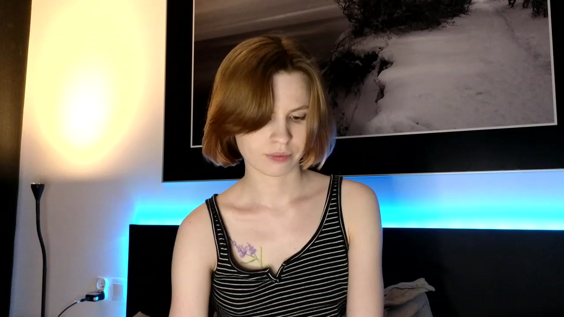 Gallery image thumbnail from Yuri_elfie's myfreecams stream on, 04/29/2023, 01:40 image 2 of 20