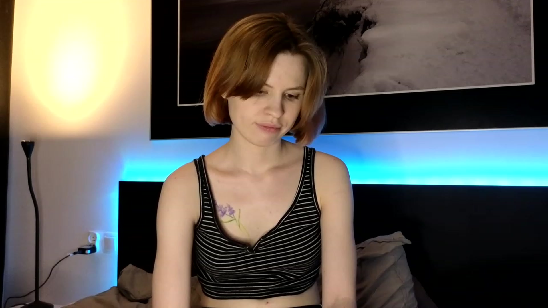 Gallery image thumbnail from Yuri_elfie's myfreecams stream on, 04/29/2023, 01:40 image 17 of 20
