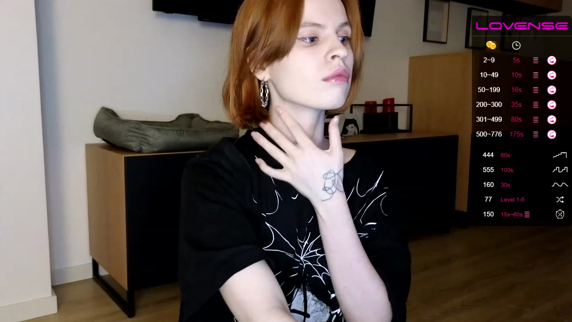 Gallery image thumbnail from Yuri_elfie's myfreecams stream on, 05/23/2023, 24:52 image 10 of 20