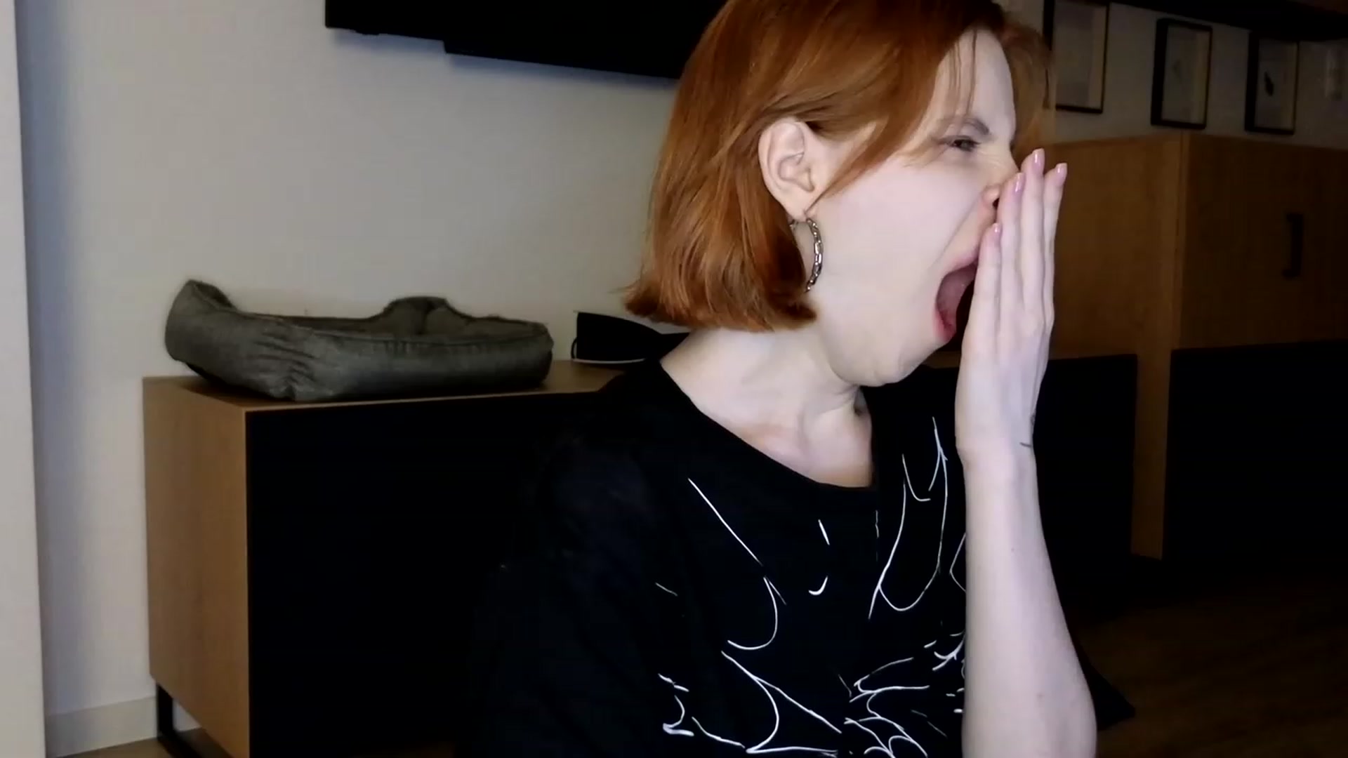 Gallery image thumbnail from Yuri_elfie's myfreecams stream on, 05/23/2023, 01:48 image 4 of 20