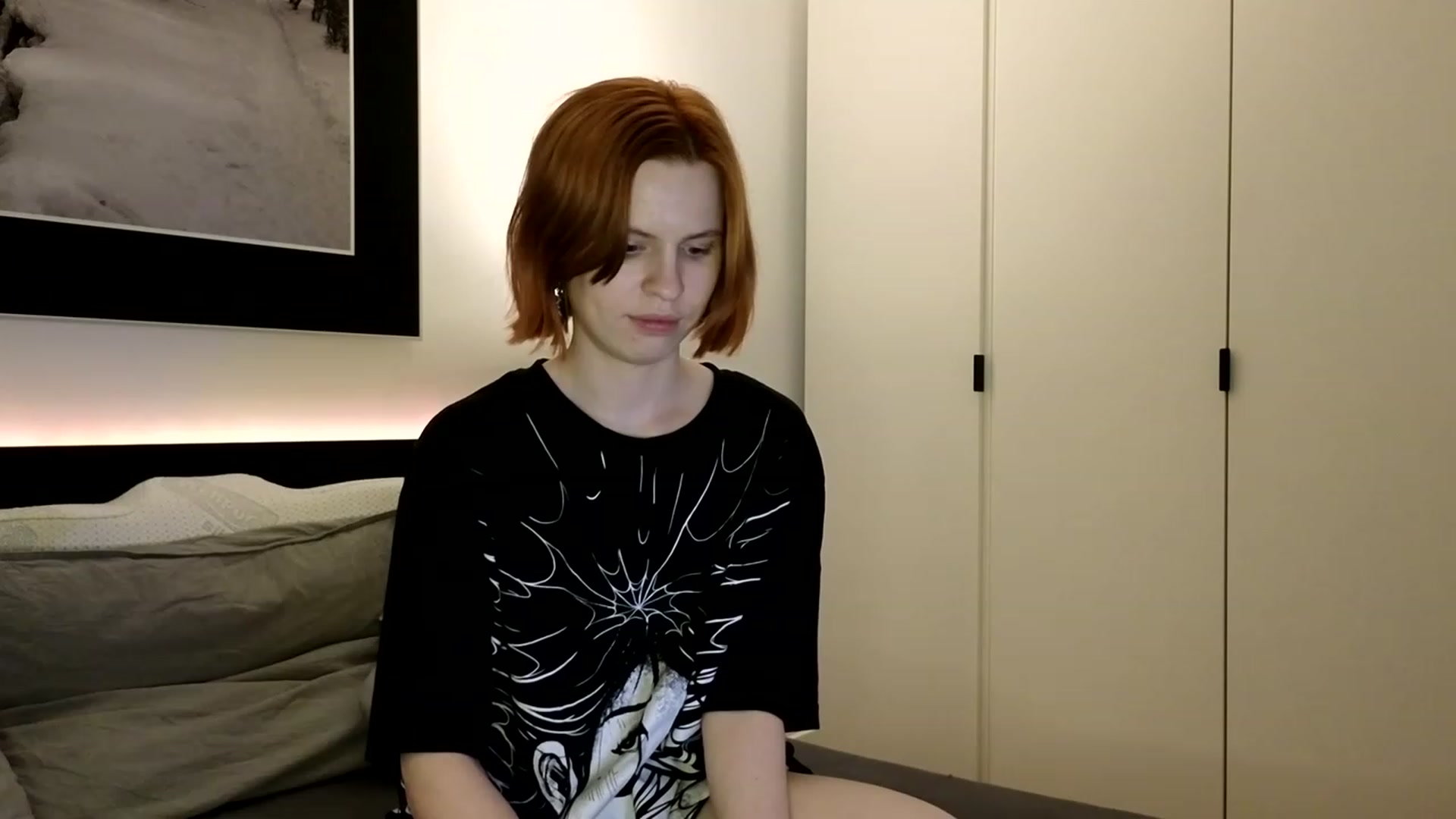 Gallery image thumbnail from Yuri_elfie's myfreecams stream on, 05/26/2023, 03:38 image 18 of 20