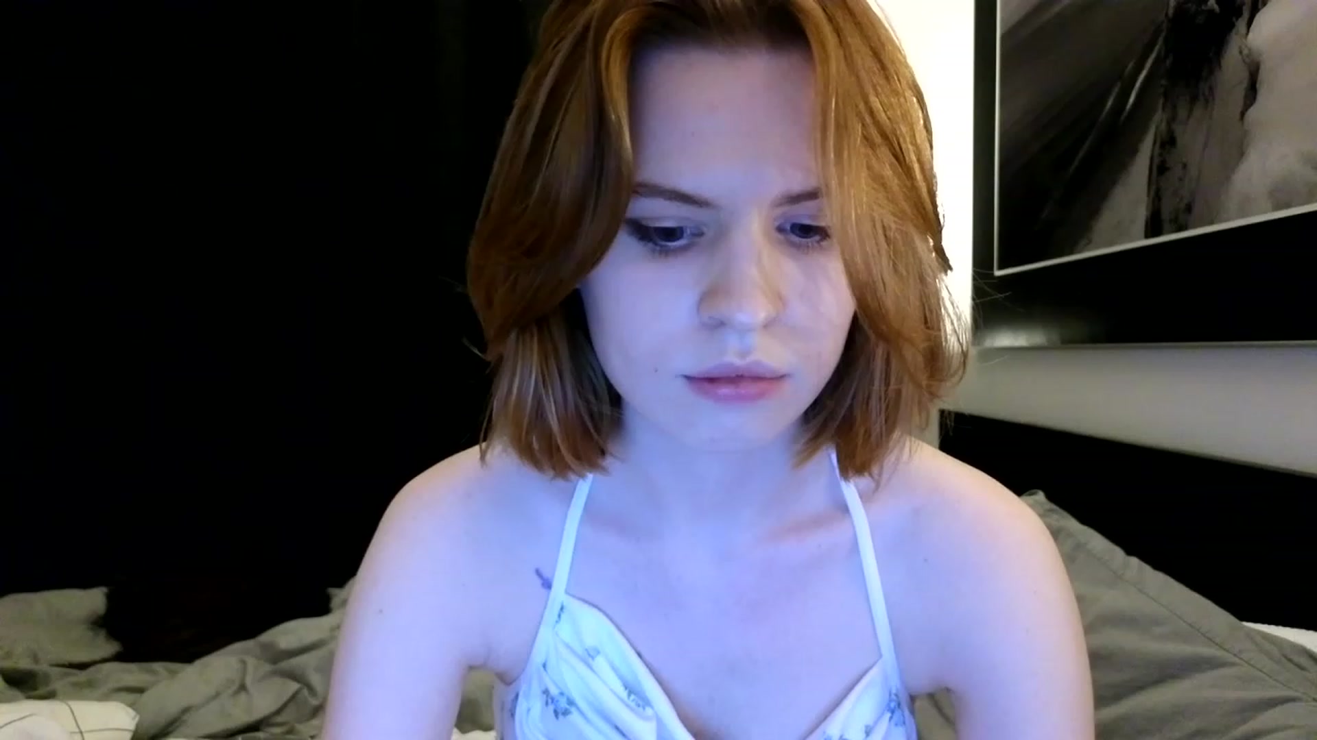 Gallery image thumbnail from Yuri_elfie's myfreecams stream on, 08/03/2023, 19:24 image 6 of 20