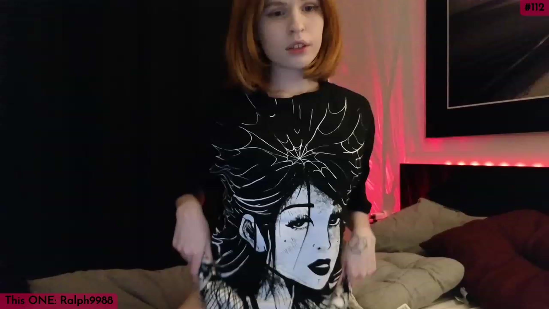 Gallery image thumbnail from Yuri_elfie's myfreecams stream on, 10/03/2023, 20:27 image 3 of 20