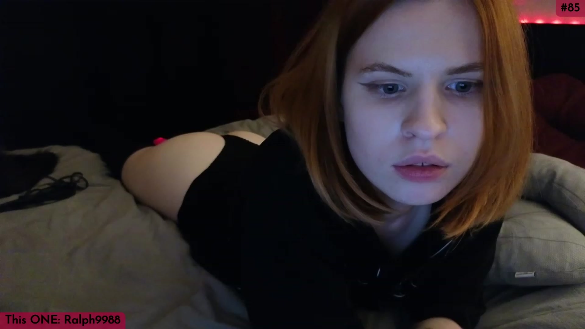 Gallery image thumbnail from Yuri_elfie's myfreecams stream on, 10/03/2023, 22:22 image 11 of 20