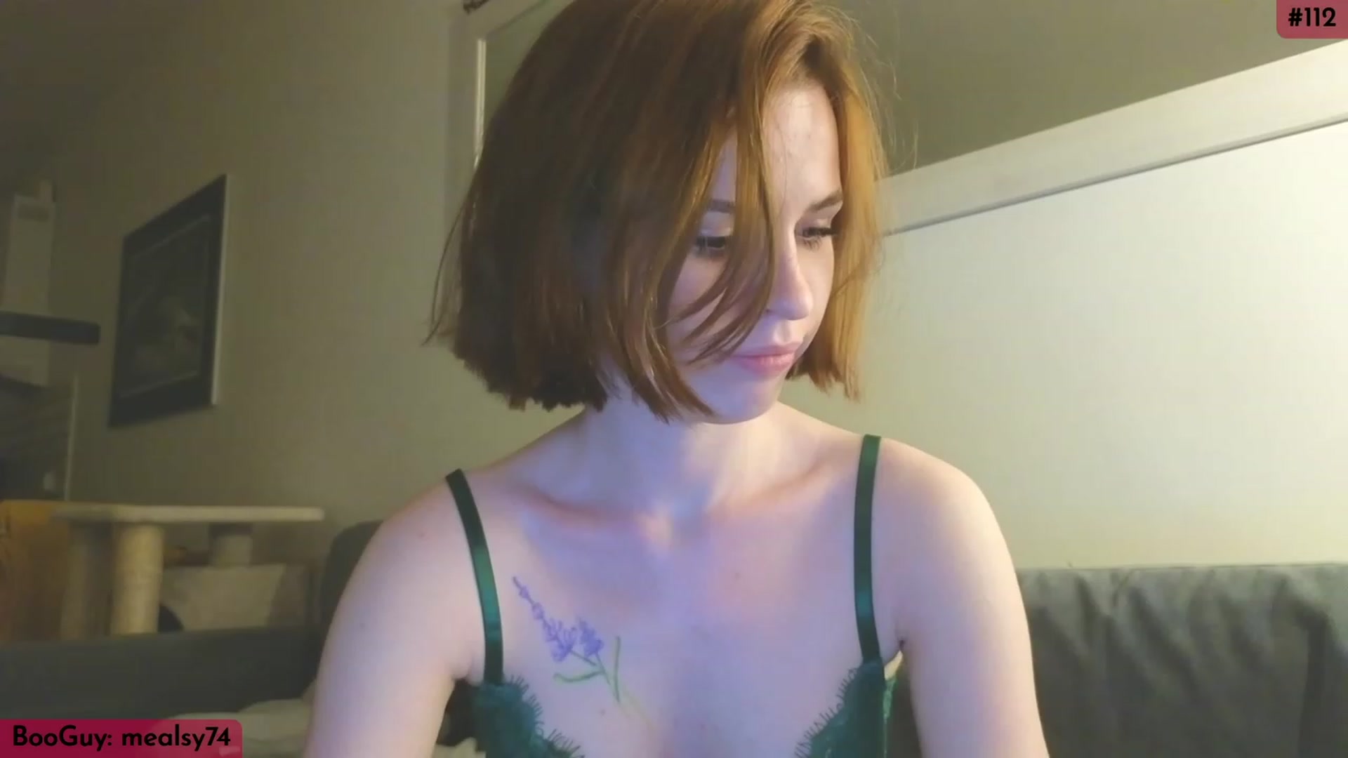 Gallery image thumbnail from Yuri_elfie's myfreecams stream on, 10/24/2023, 23:54 image 15 of 20