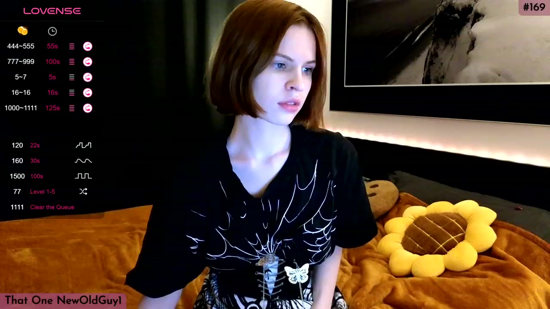 Gallery image thumbnail from Yuri_elfie's myfreecams stream on, 11/14/2023, 03:12 image 10 of 20