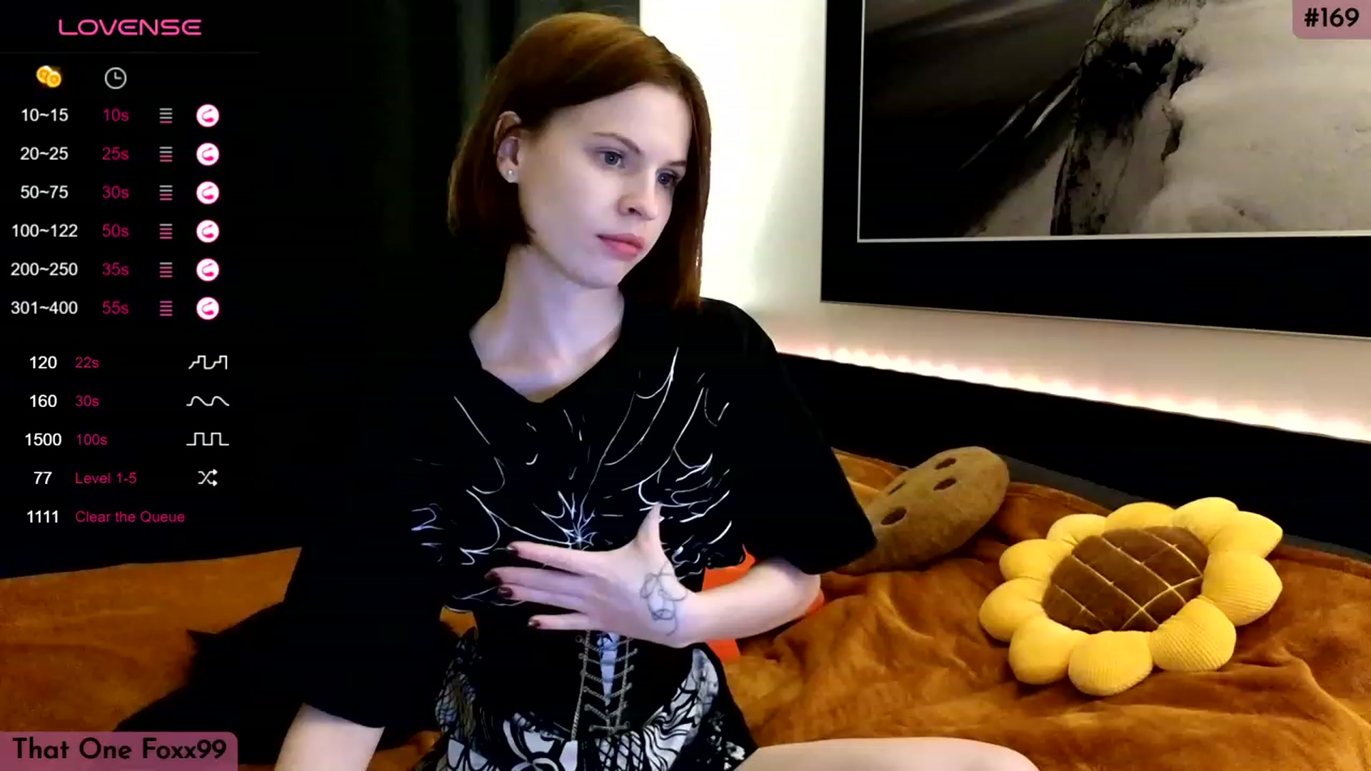 Gallery image thumbnail from Yuri_elfie's myfreecams stream on, 11/14/2023, 03:12 image 2 of 20