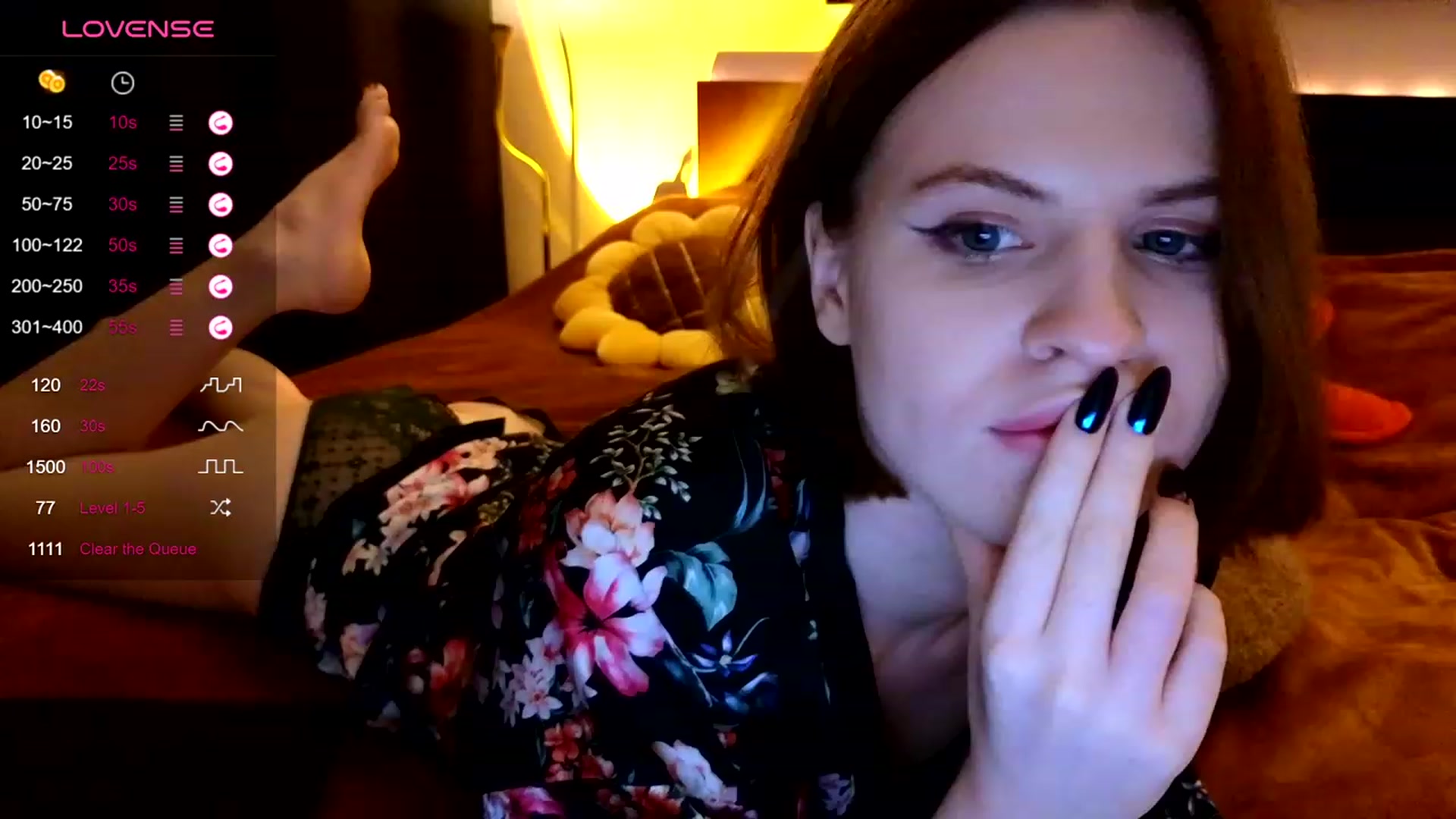 Gallery image thumbnail from Yuri_elfie's myfreecams stream on, 11/24/2023, 03:19 image 10 of 20