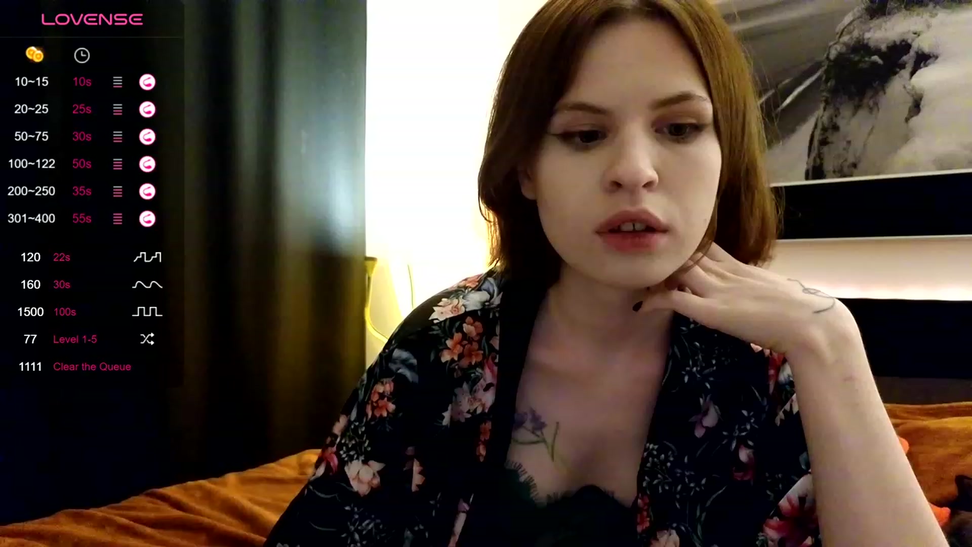 Gallery image thumbnail from Yuri_elfie's myfreecams stream on, 11/24/2023, 03:19 image 19 of 20