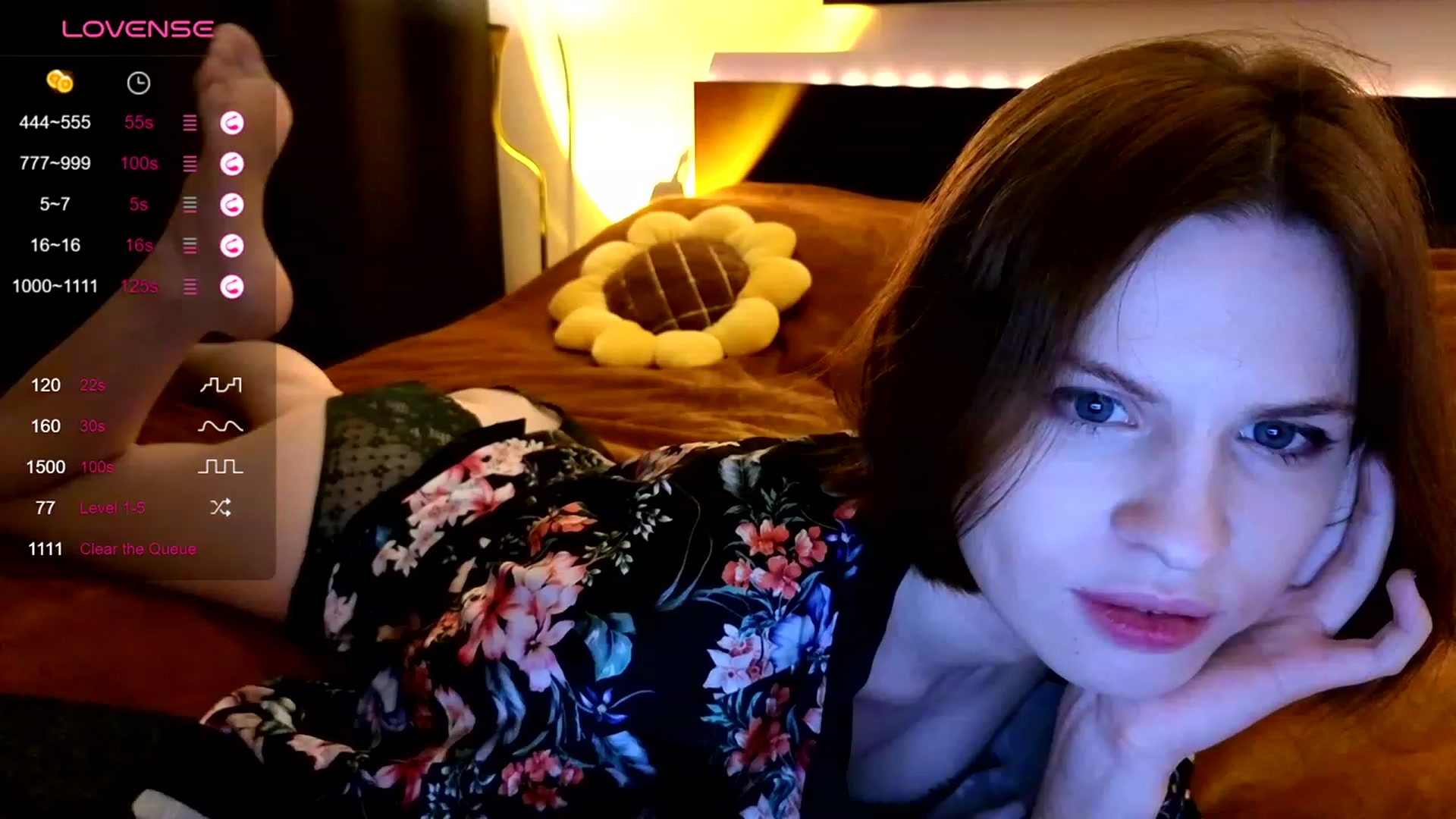 Gallery image thumbnail from Yuri_elfie's myfreecams stream on, 11/24/2023, 03:19 image 12 of 20