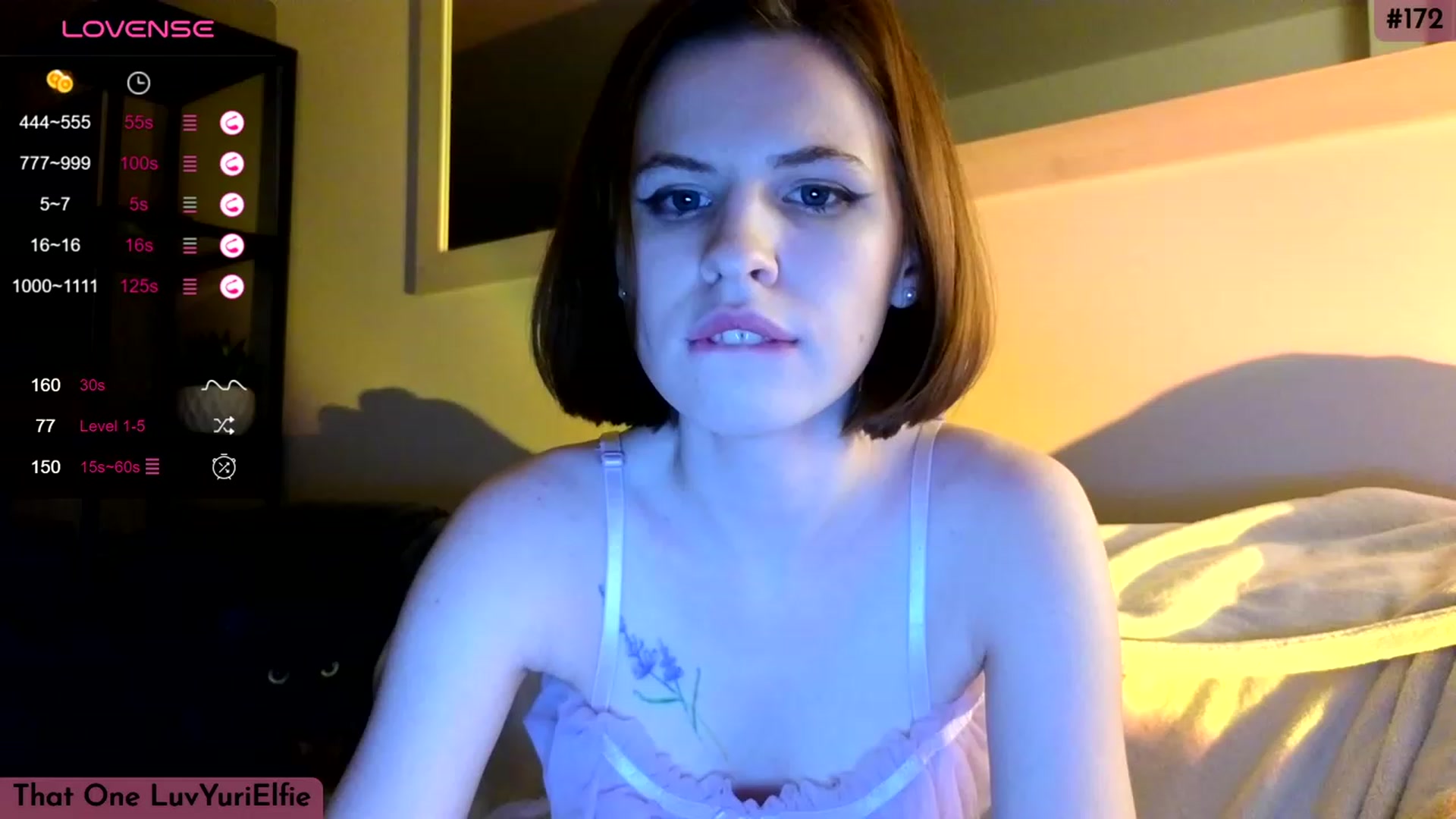 Gallery image thumbnail from Yuri_elfie's myfreecams stream on, 11/26/2023, 03:32 image 6 of 20