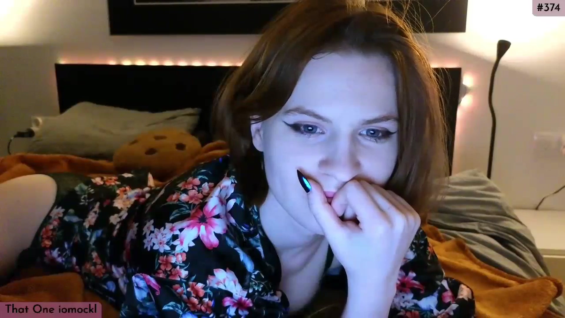 Gallery image thumbnail from Yuri_elfie's myfreecams stream on, 12/02/2023, 01:25 image 11 of 20
