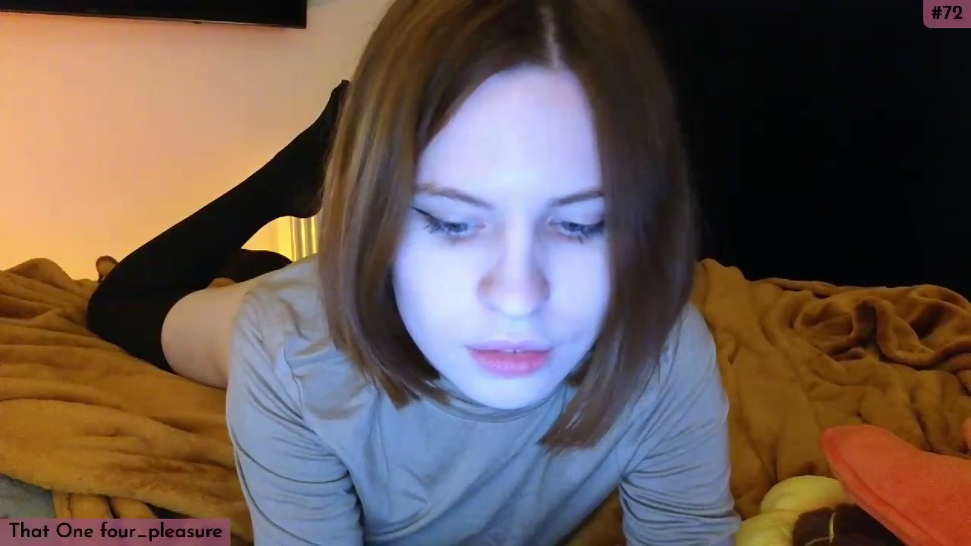 Gallery image thumbnail from Yuri_elfie's myfreecams stream on, 12/03/2023, 03:42 image 20 of 20